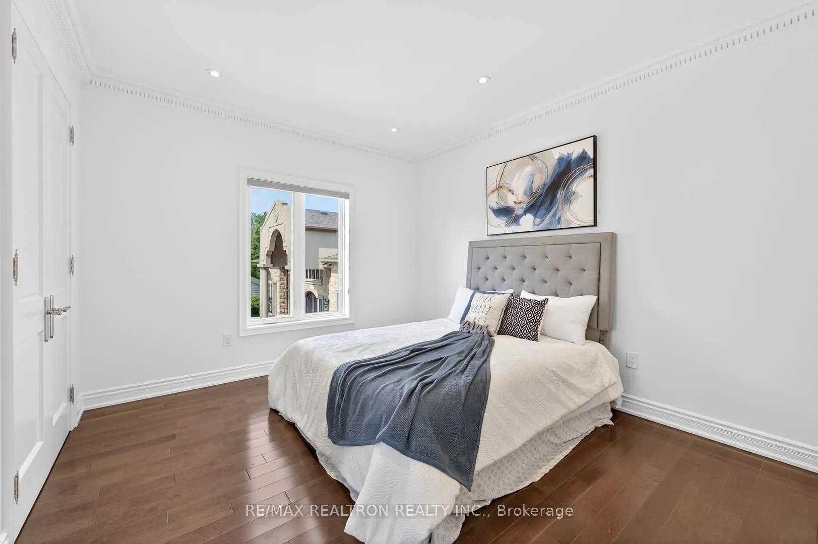 63 Reidmount Avenue
