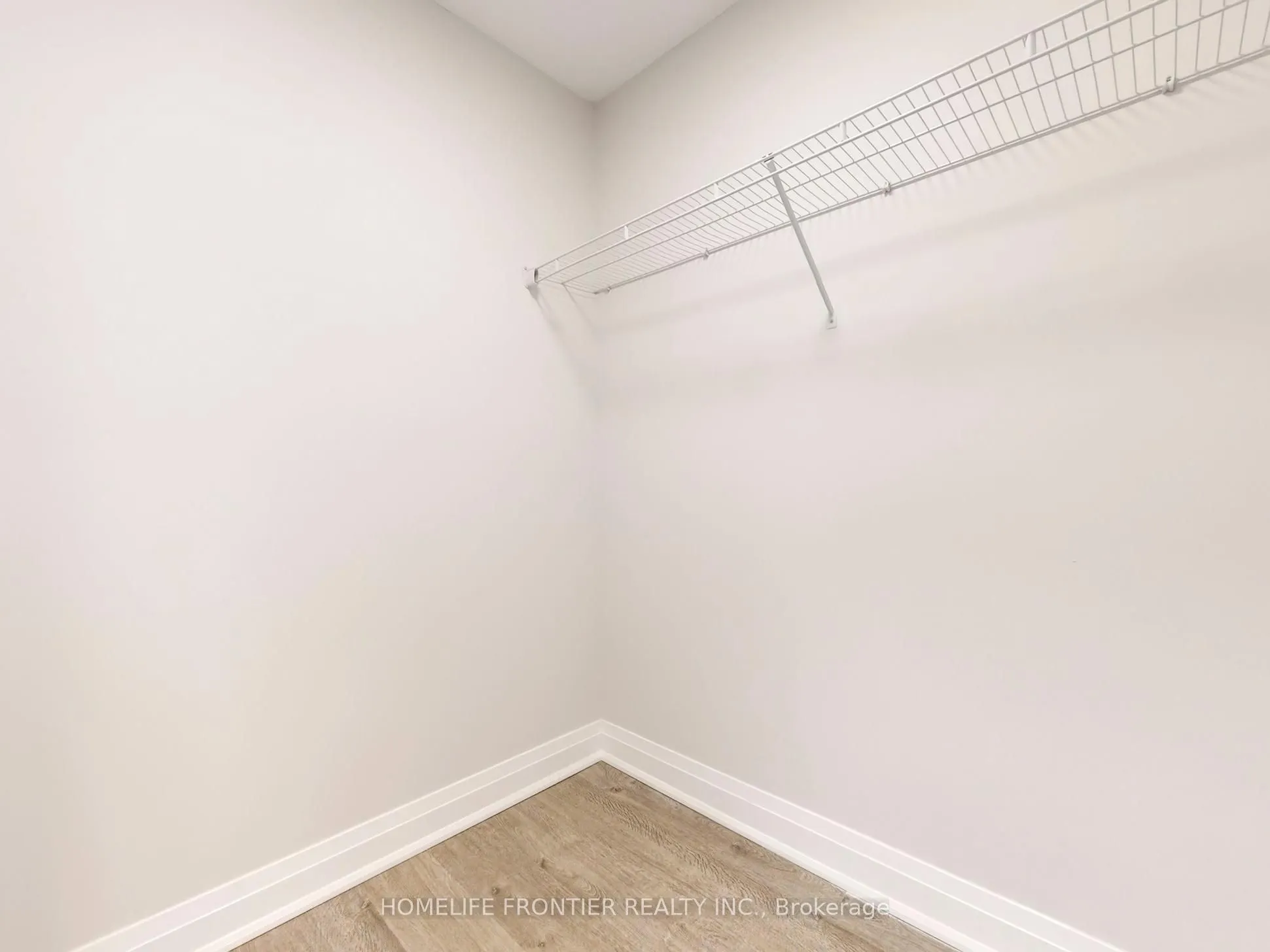 175 Bamburgh Circle, #215