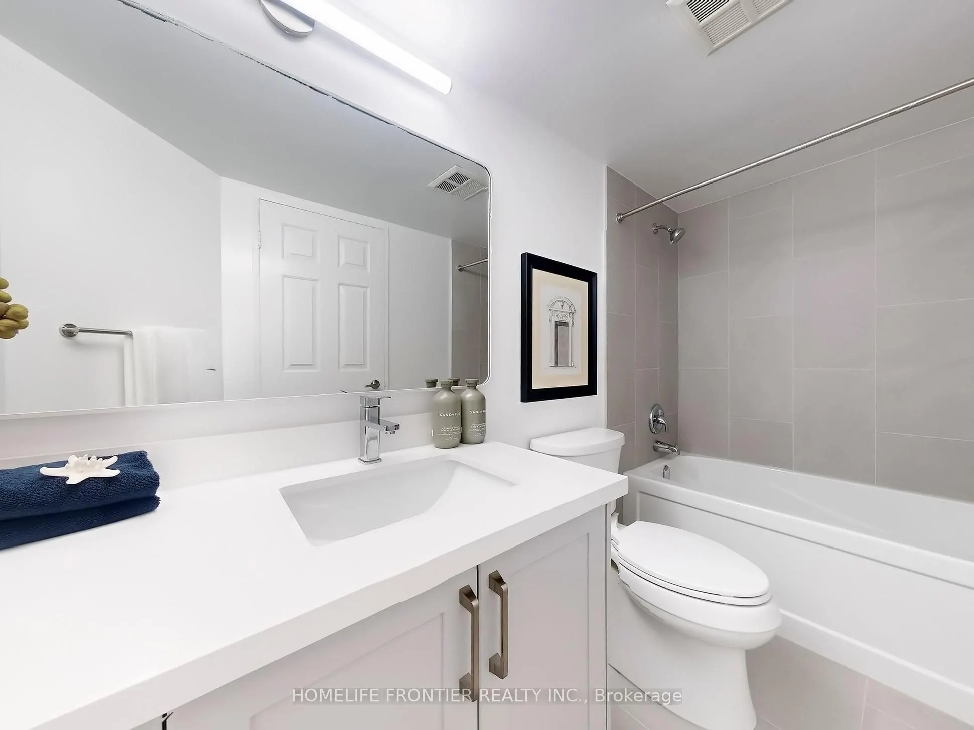 175 Bamburgh Circle, #215