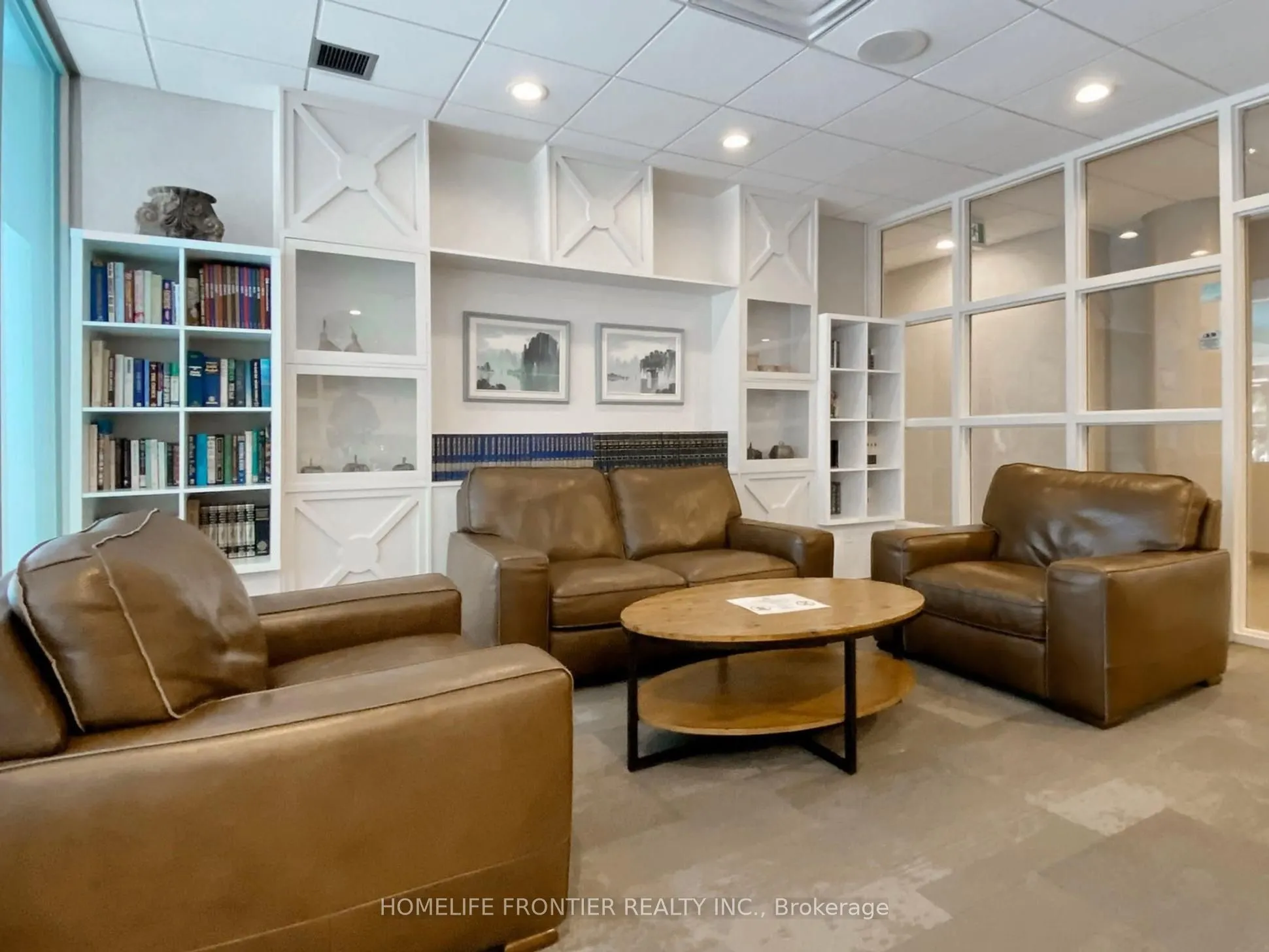 175 Bamburgh Circle, #215