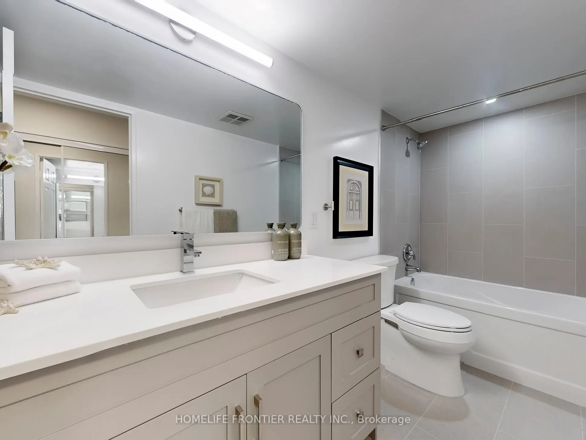 175 Bamburgh Circle, #215