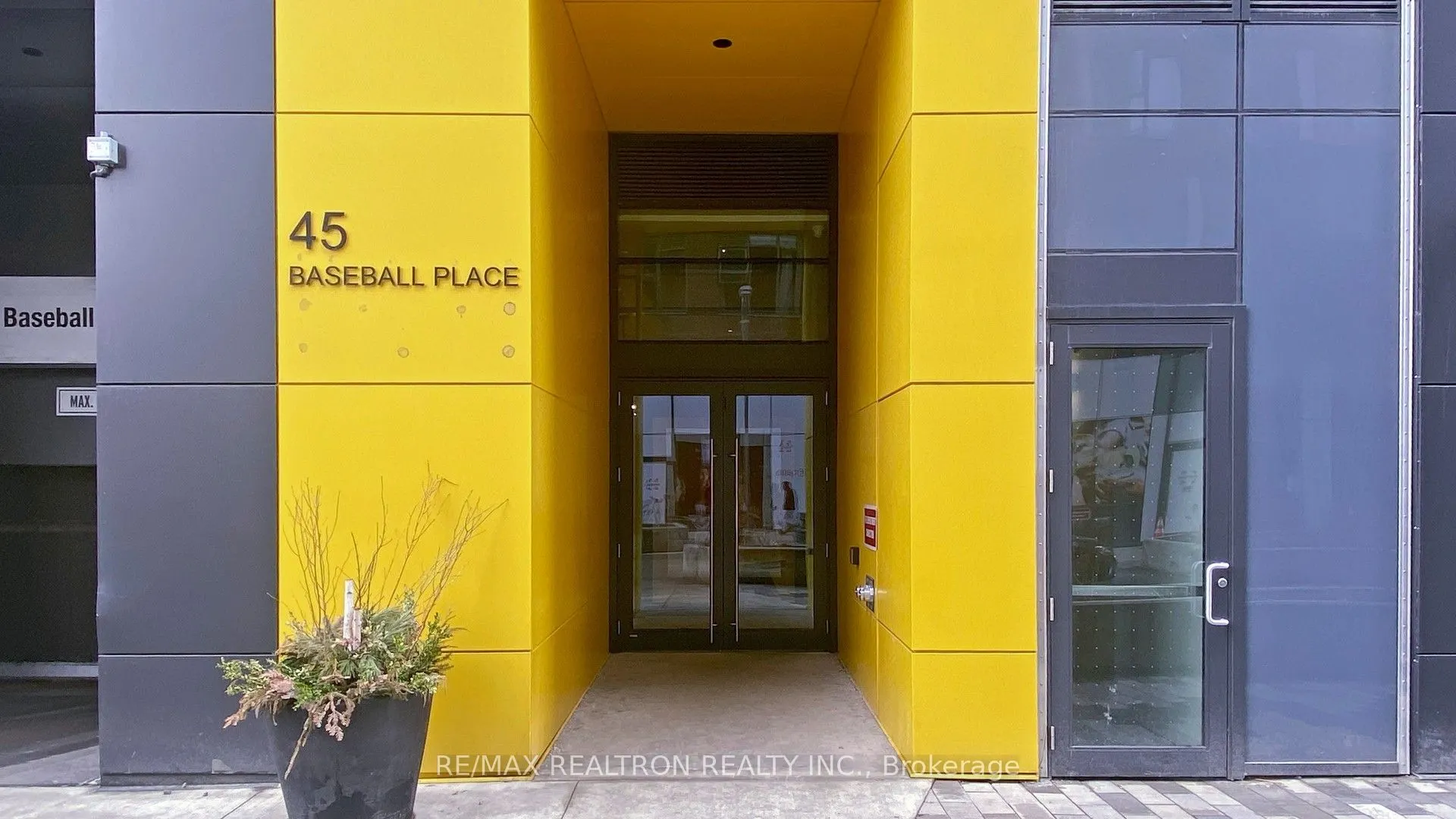 45 Baseball Place, #611
