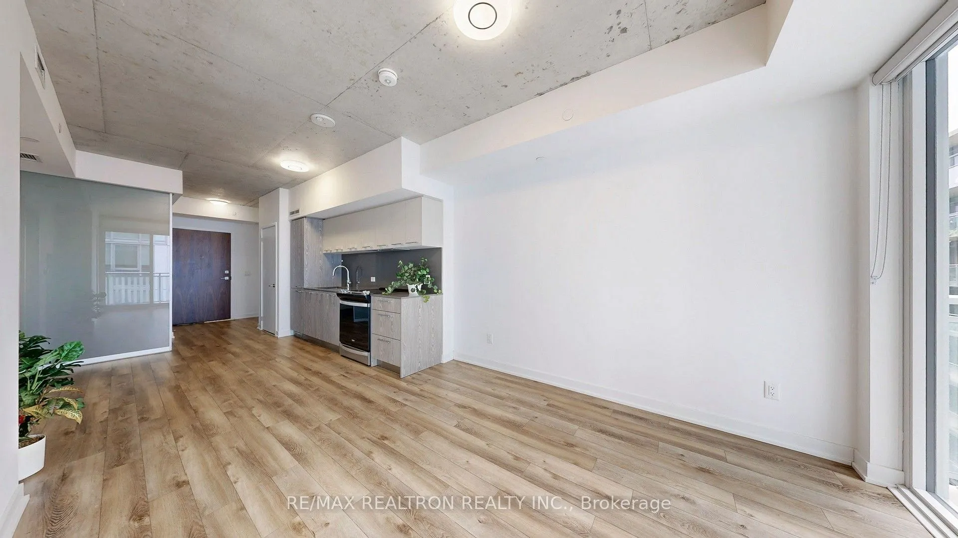 45 Baseball Place, #611