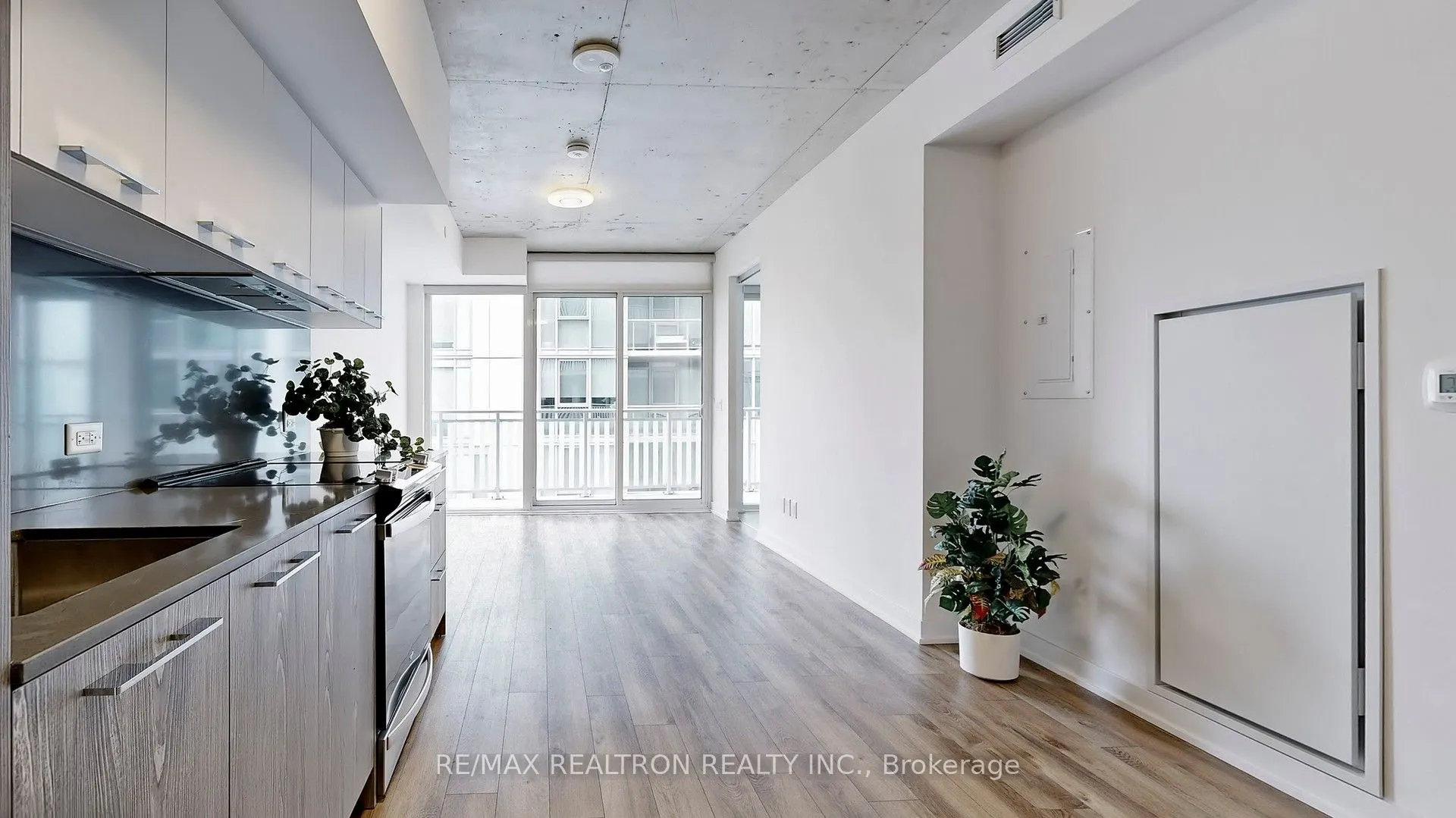 45 Baseball Place, #611
