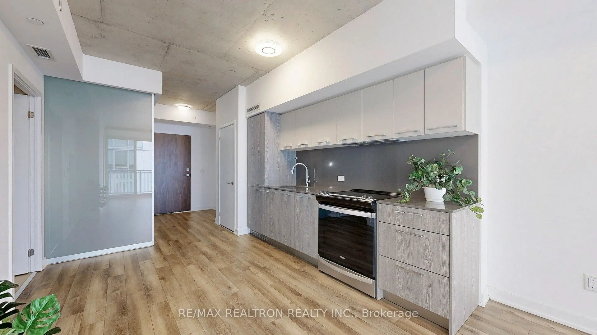 45 Baseball Place, #611