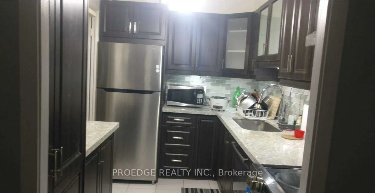 5 Massey Square, #102