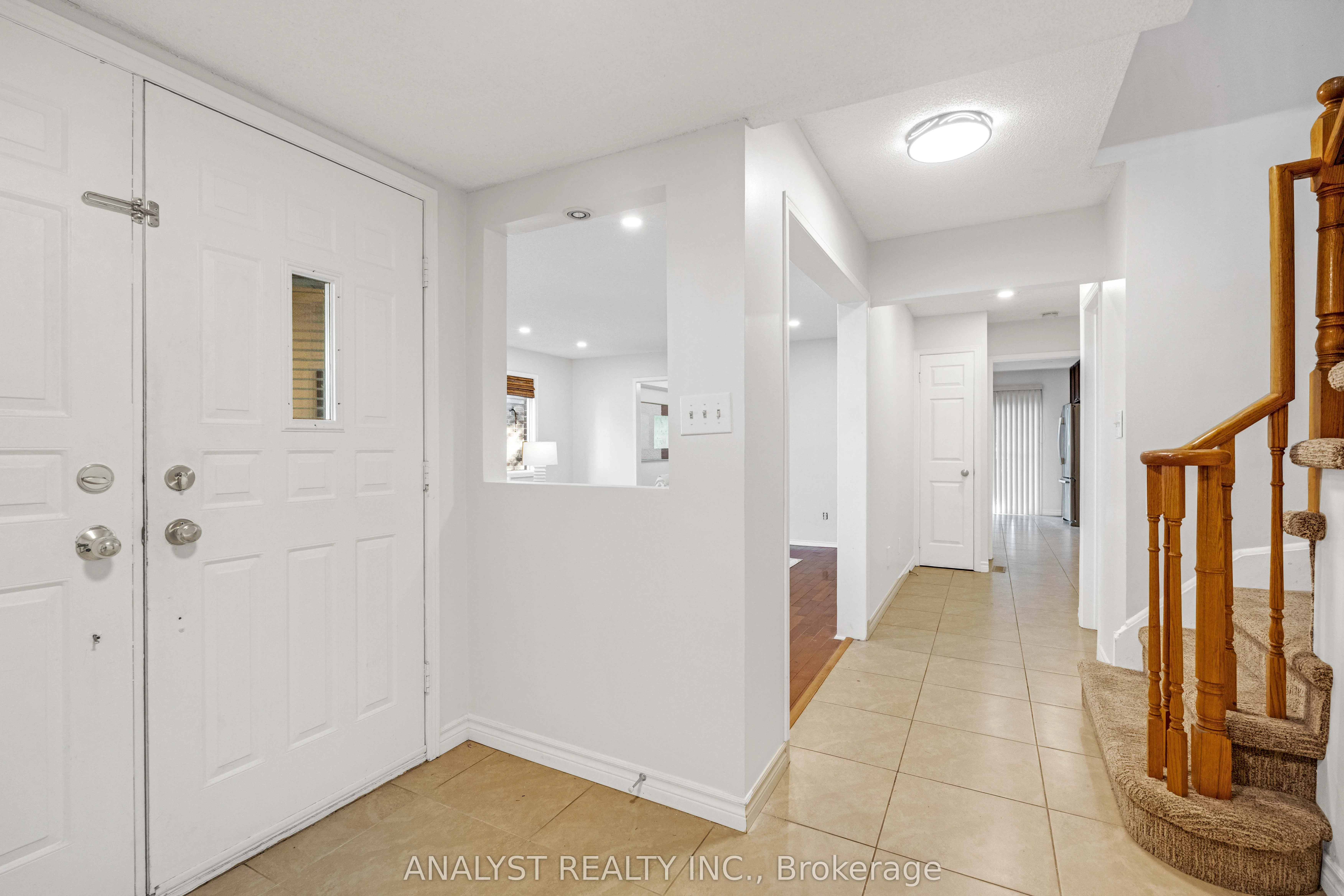 1090 longbow Drive