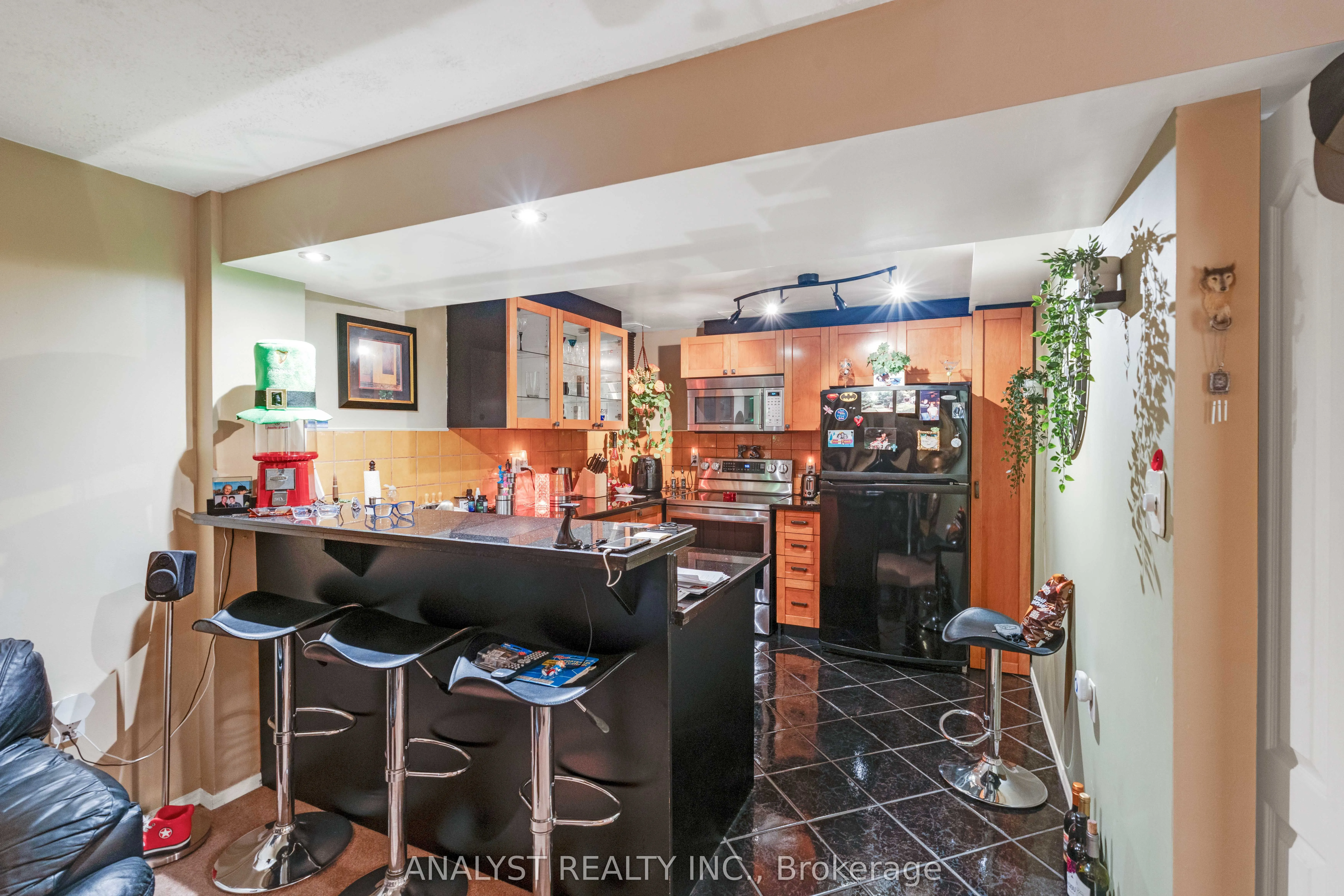 1090 longbow Drive