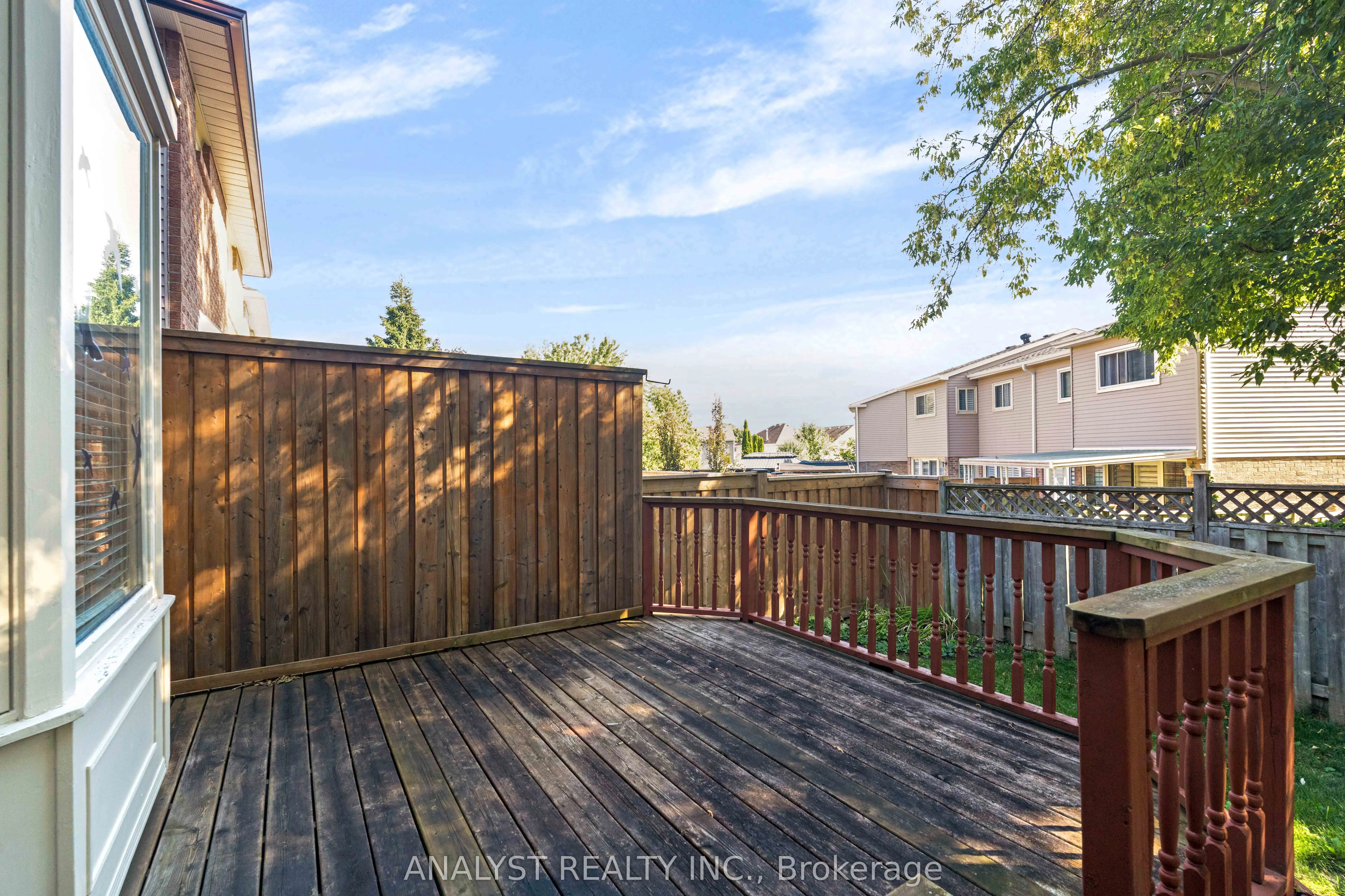 1090 longbow Drive
