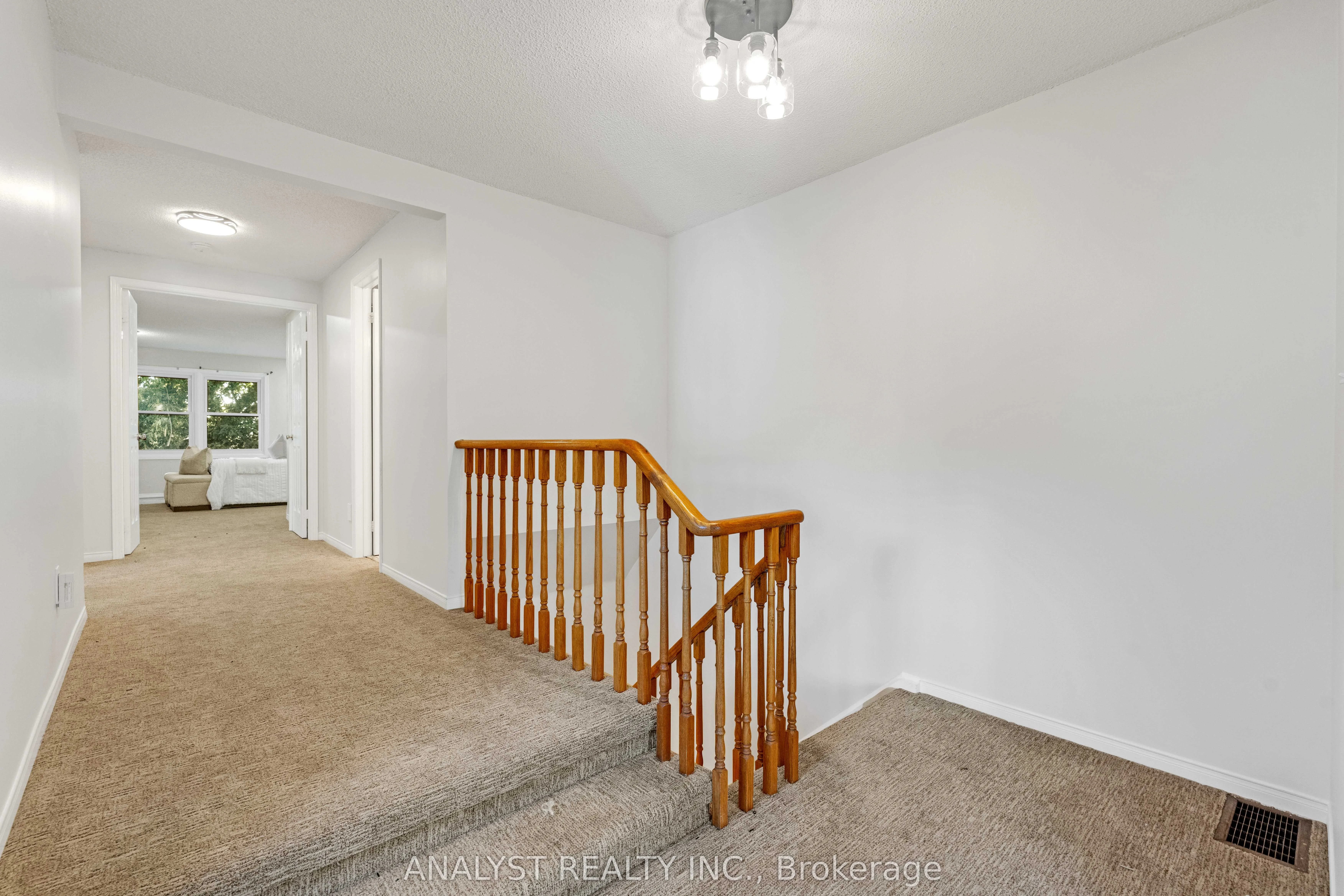 1090 longbow Drive