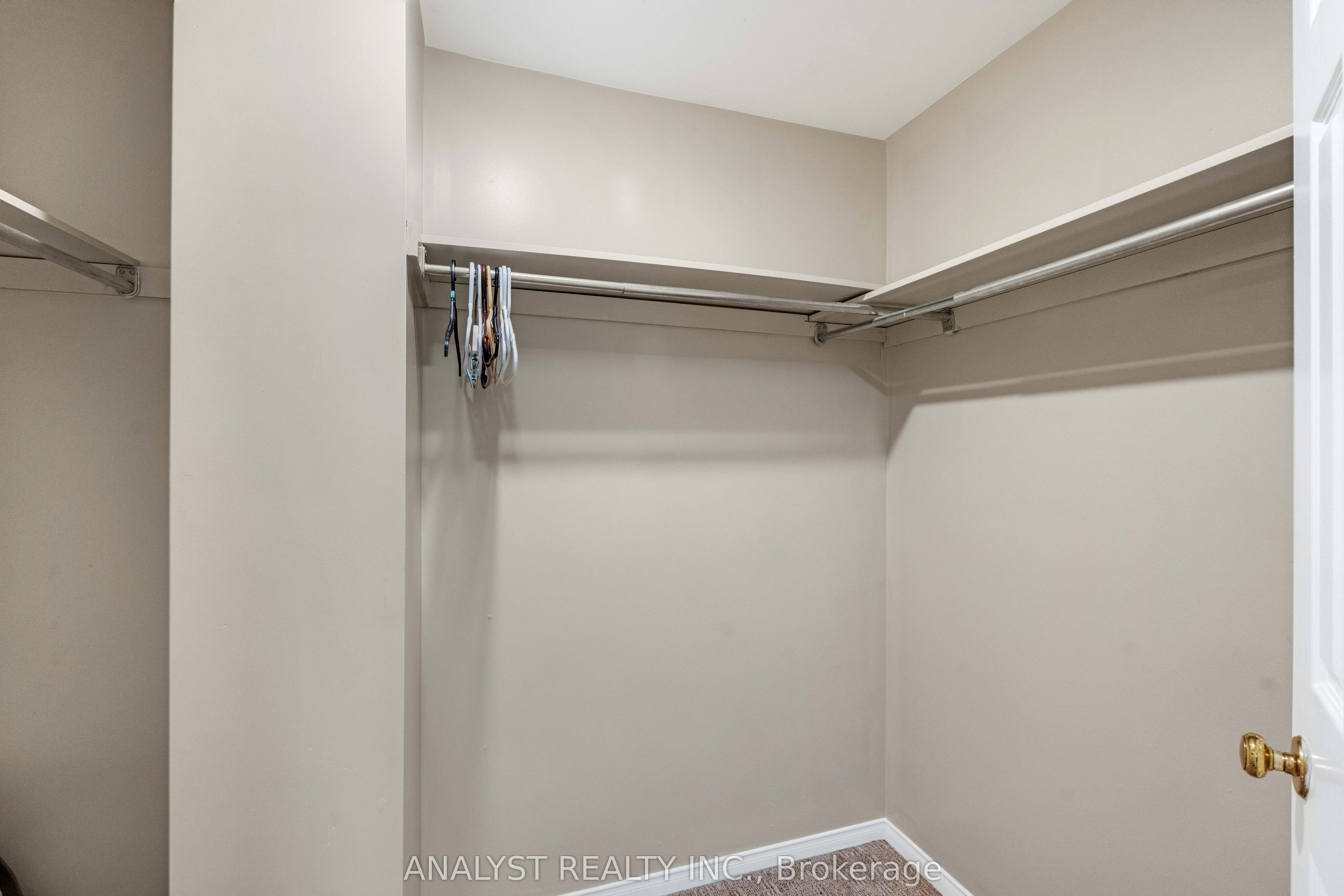 1090 longbow Drive
