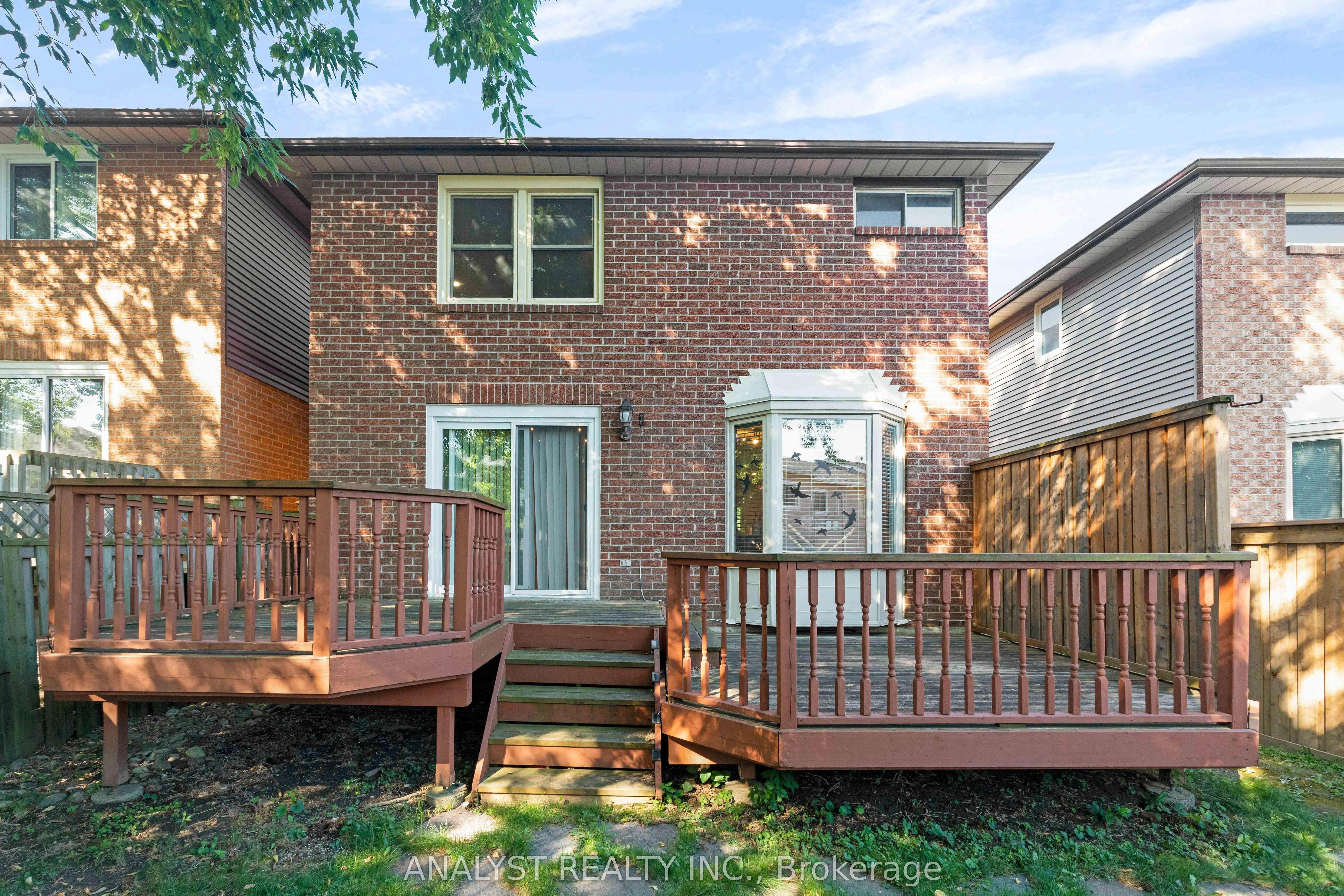 1090 longbow Drive