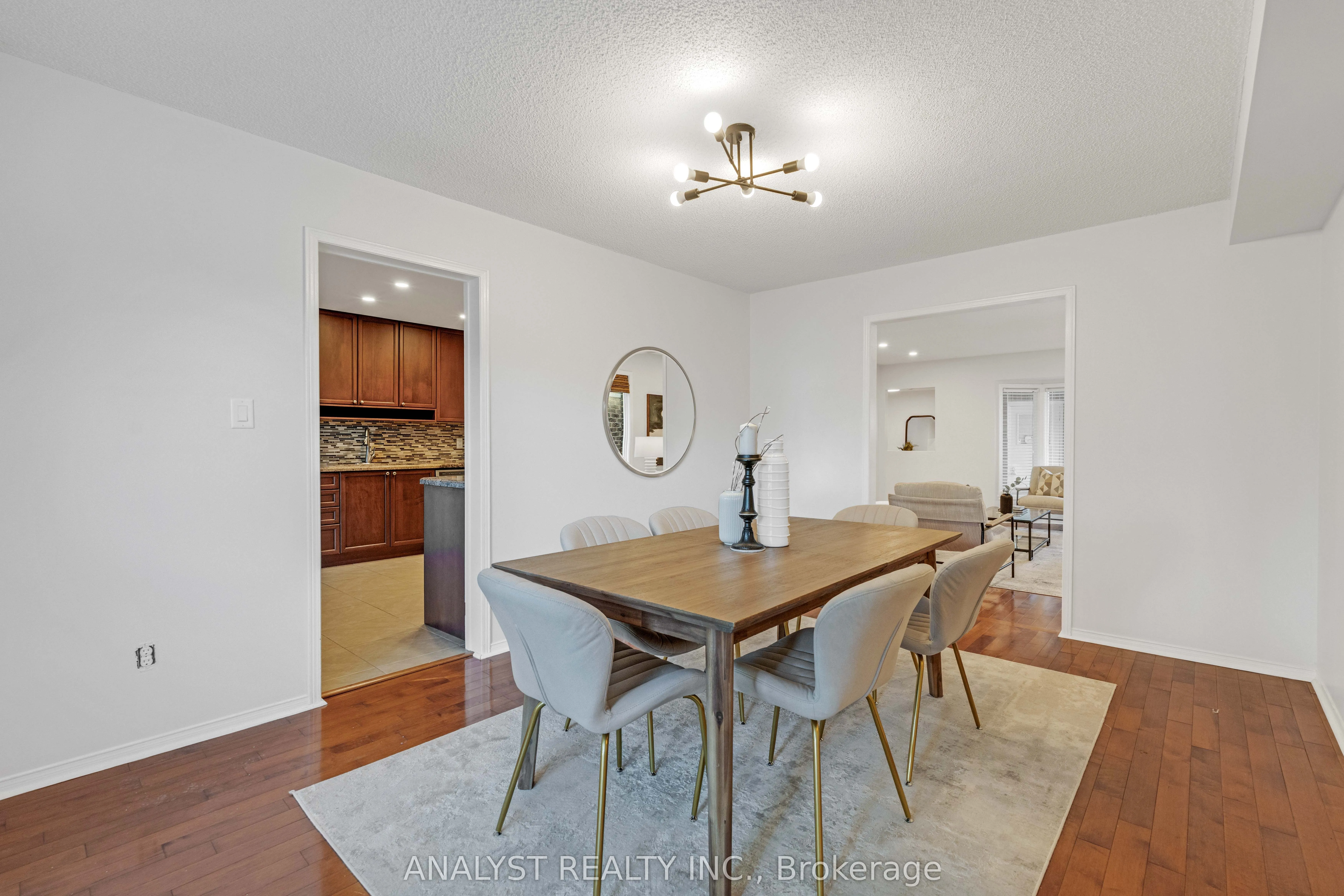 1090 longbow Drive