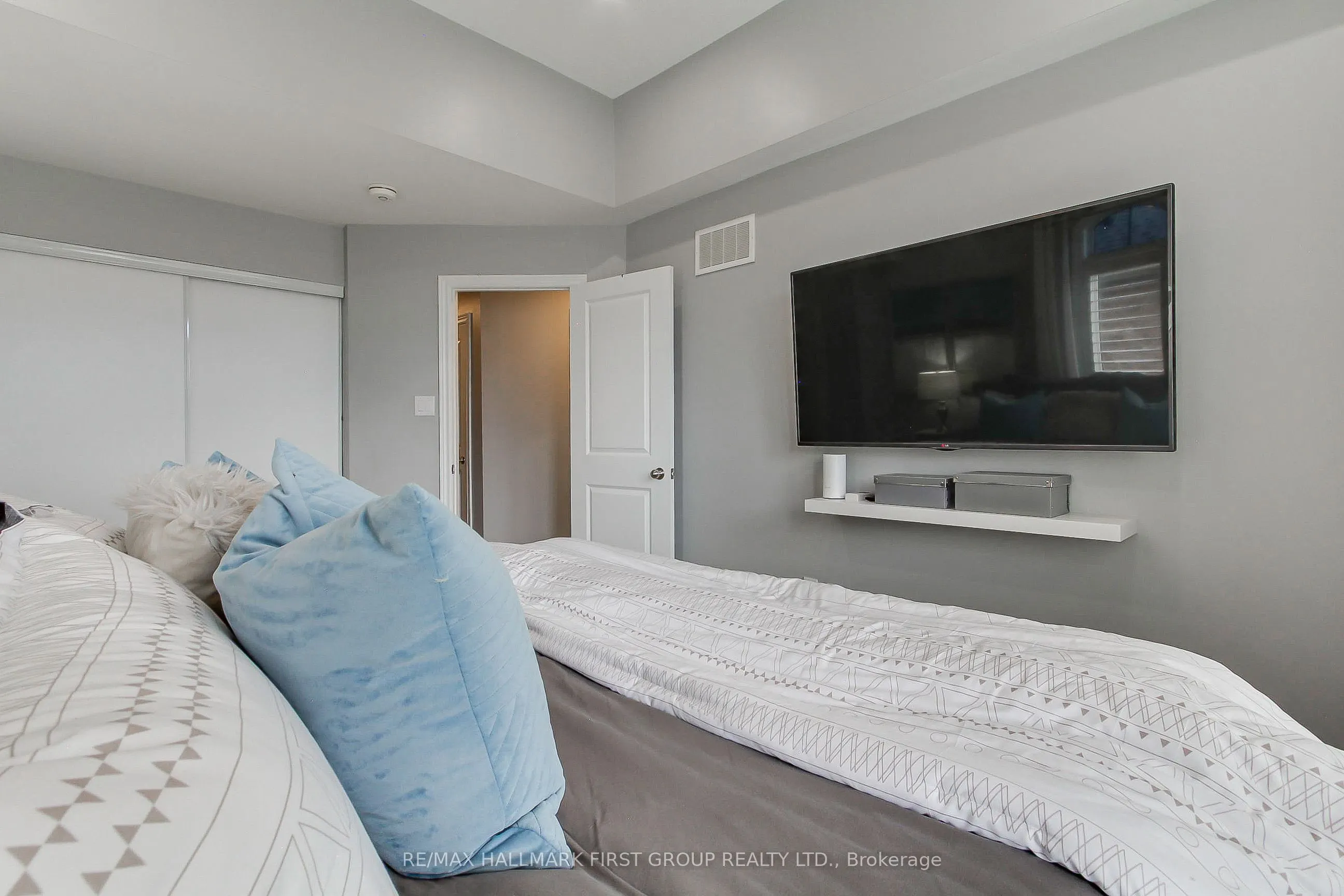 2522 Boston Glen, #201