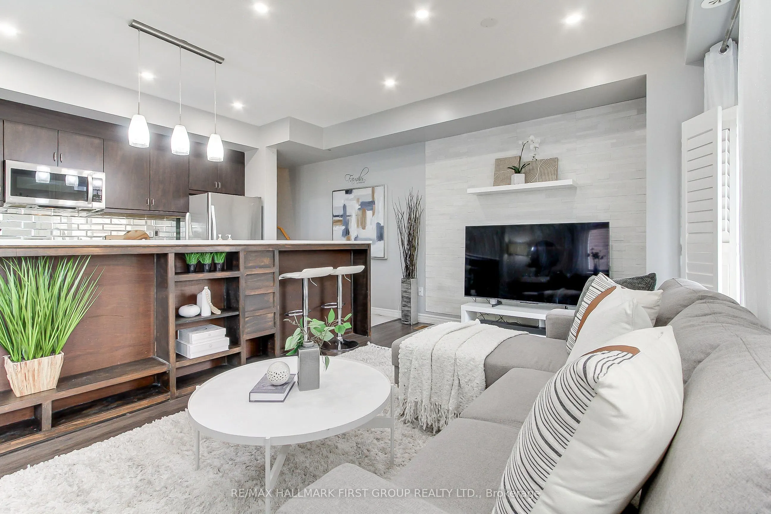 2522 Boston Glen, #201