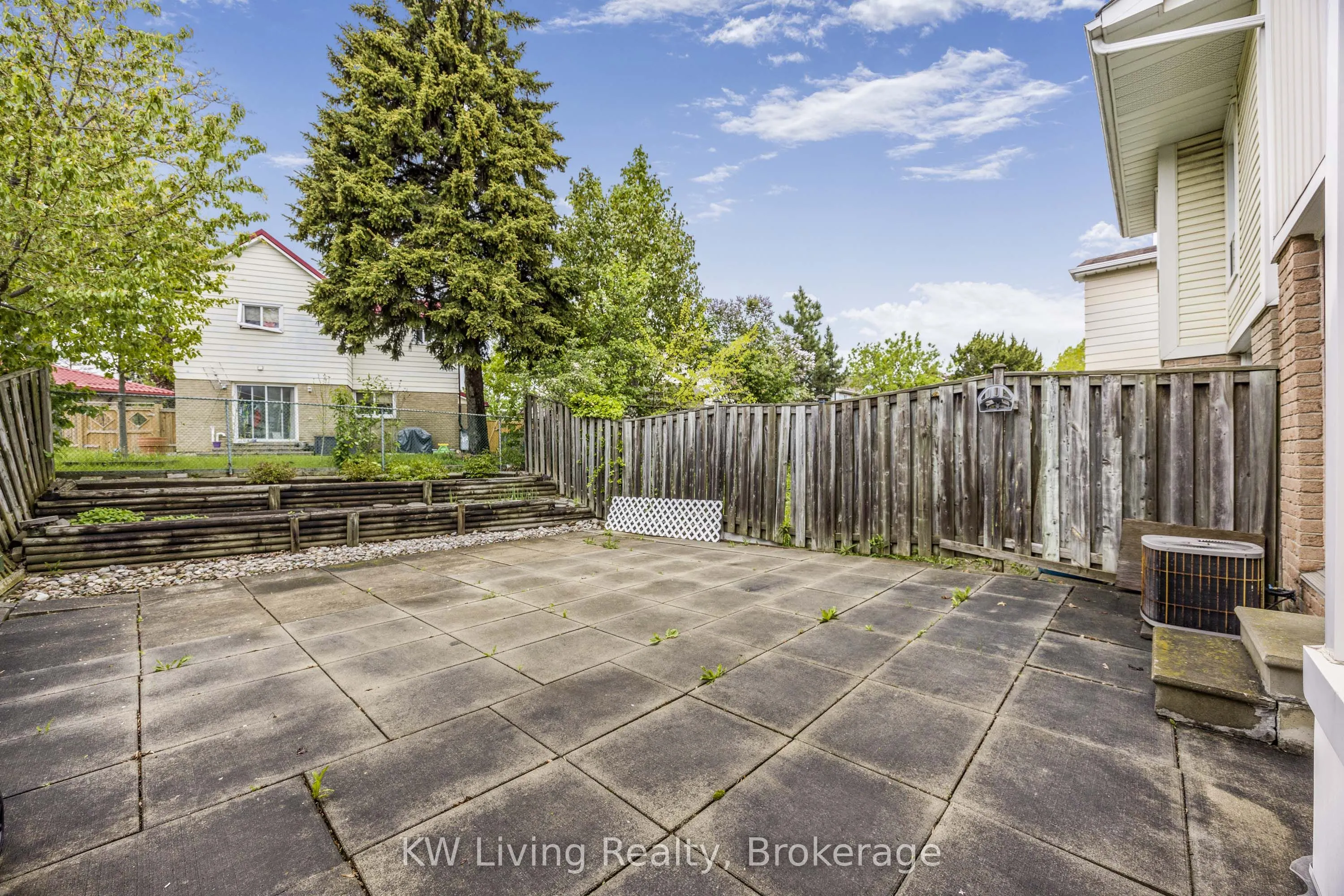 66 Placentia Boulevard