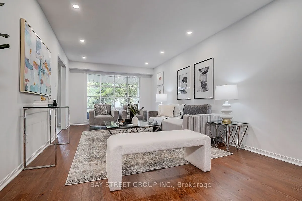 342 REGAL BRIAR Street