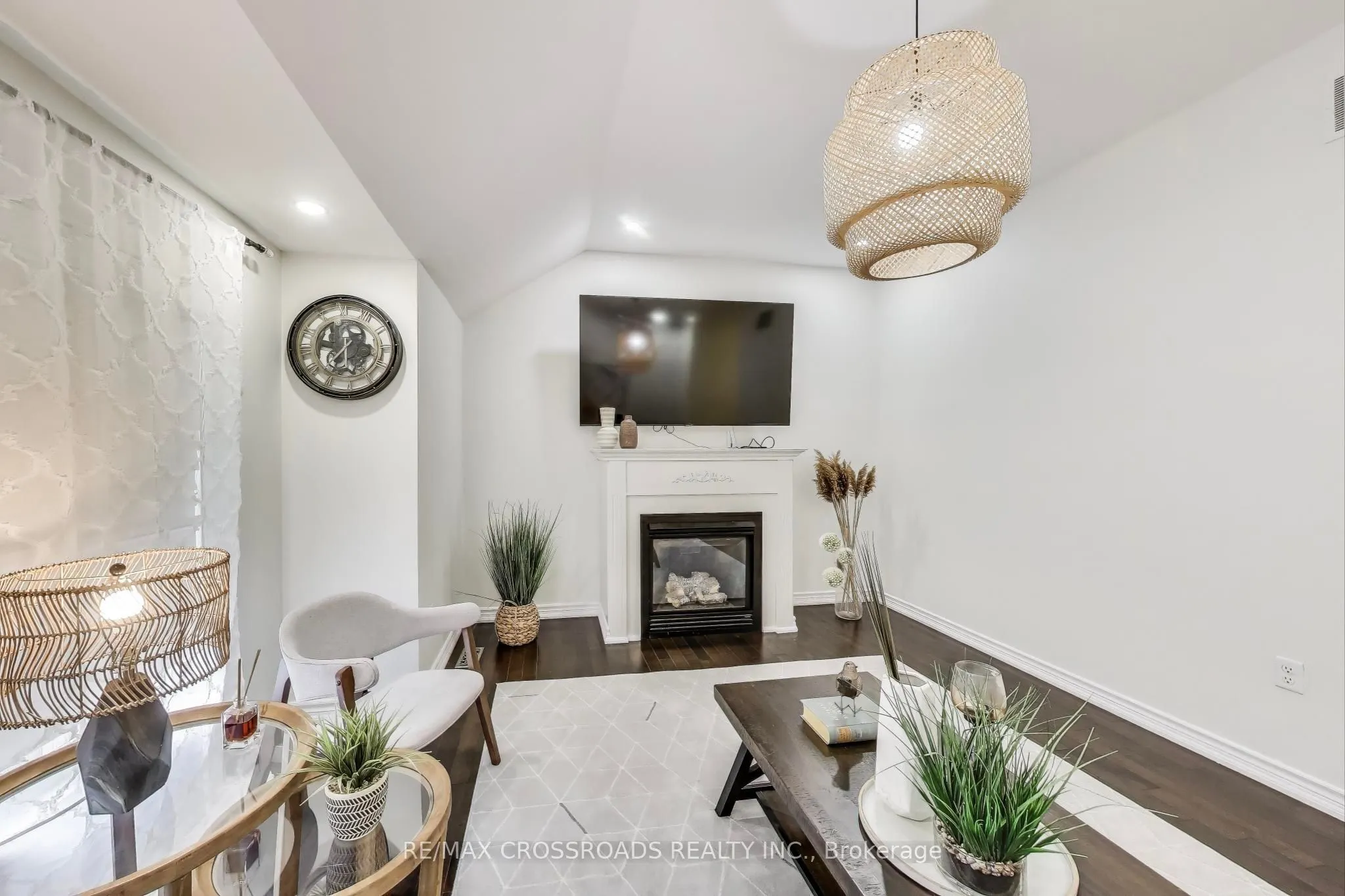 1104 Beneford Road