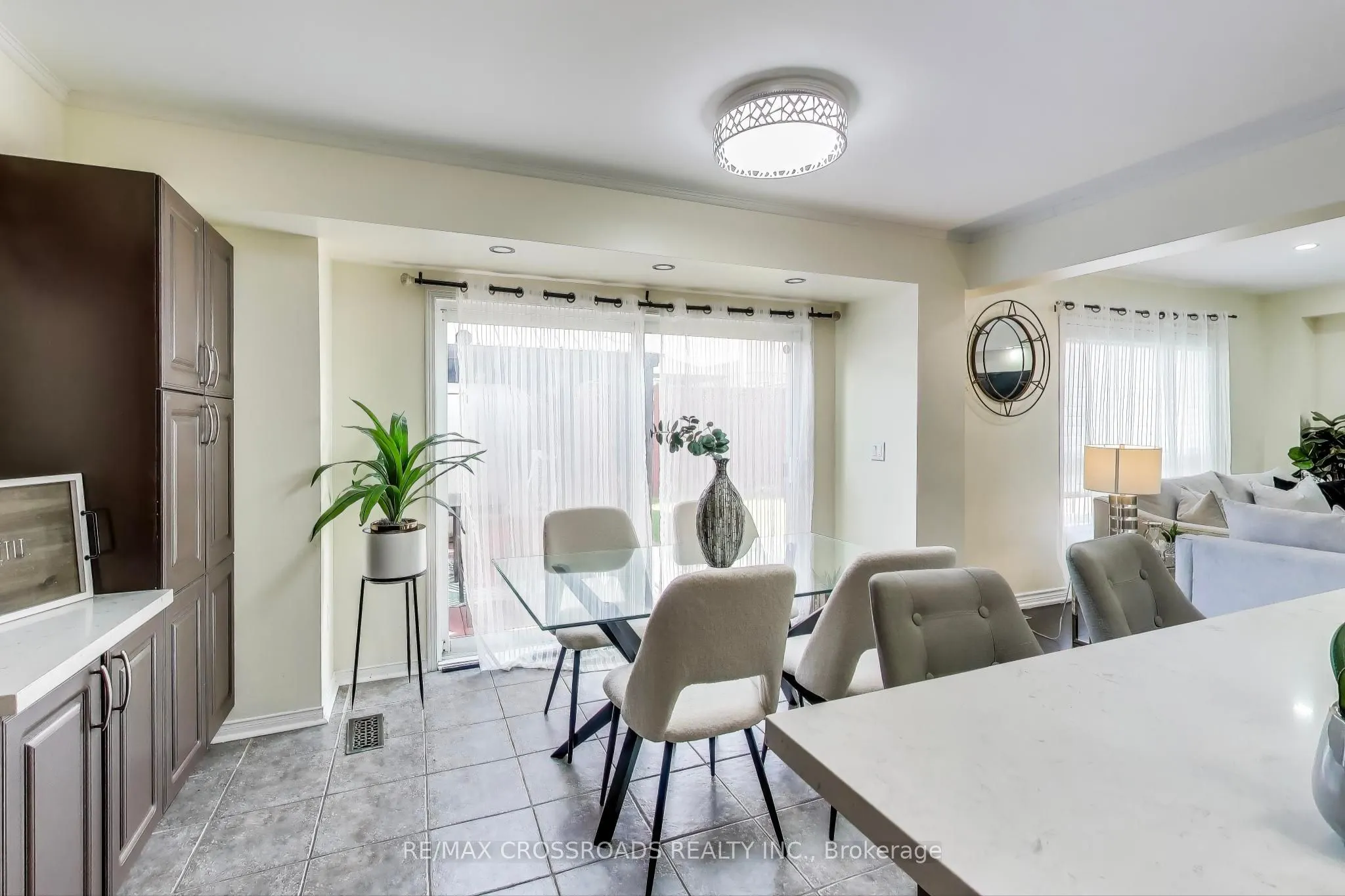 1104 Beneford Road