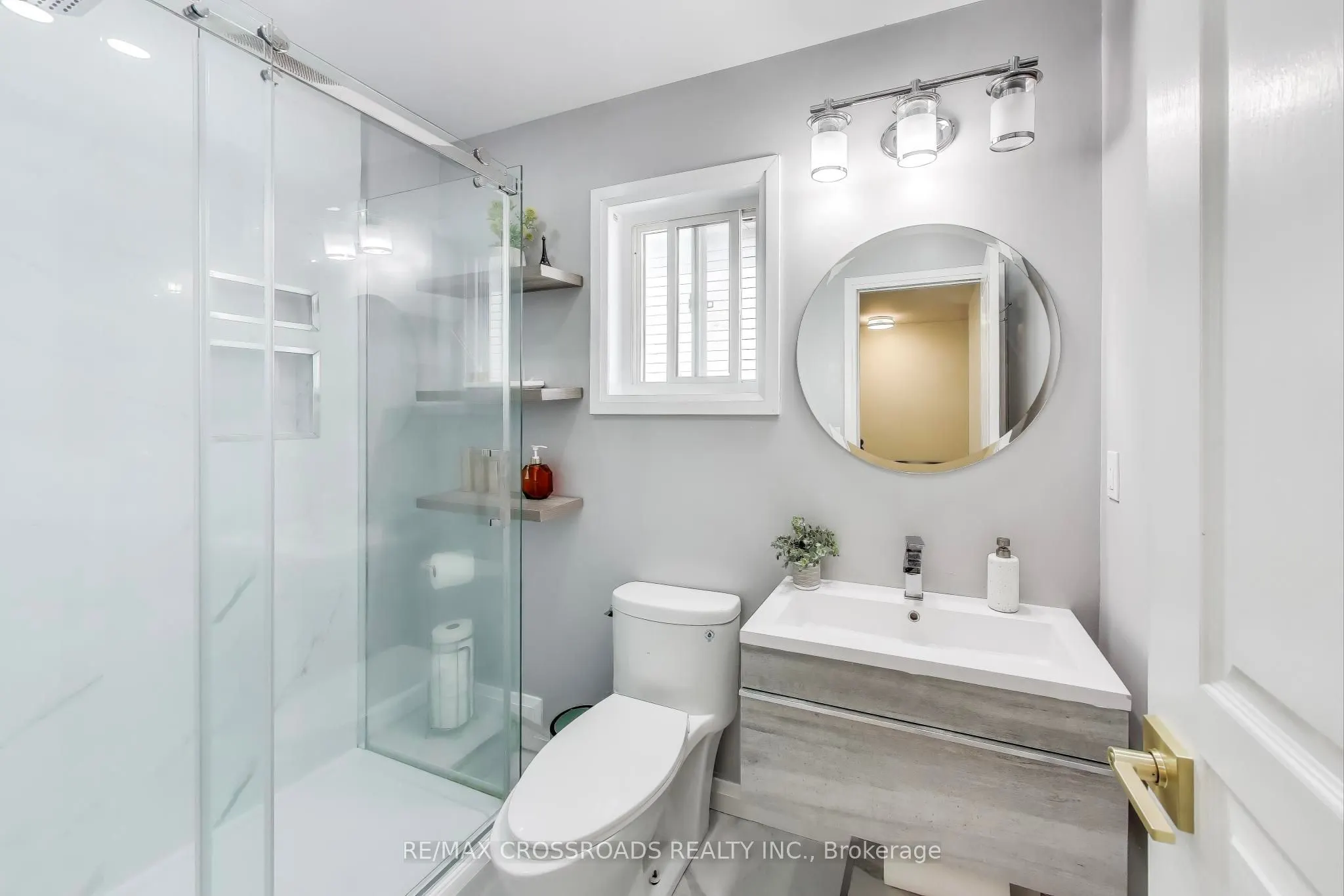 1104 Beneford Road