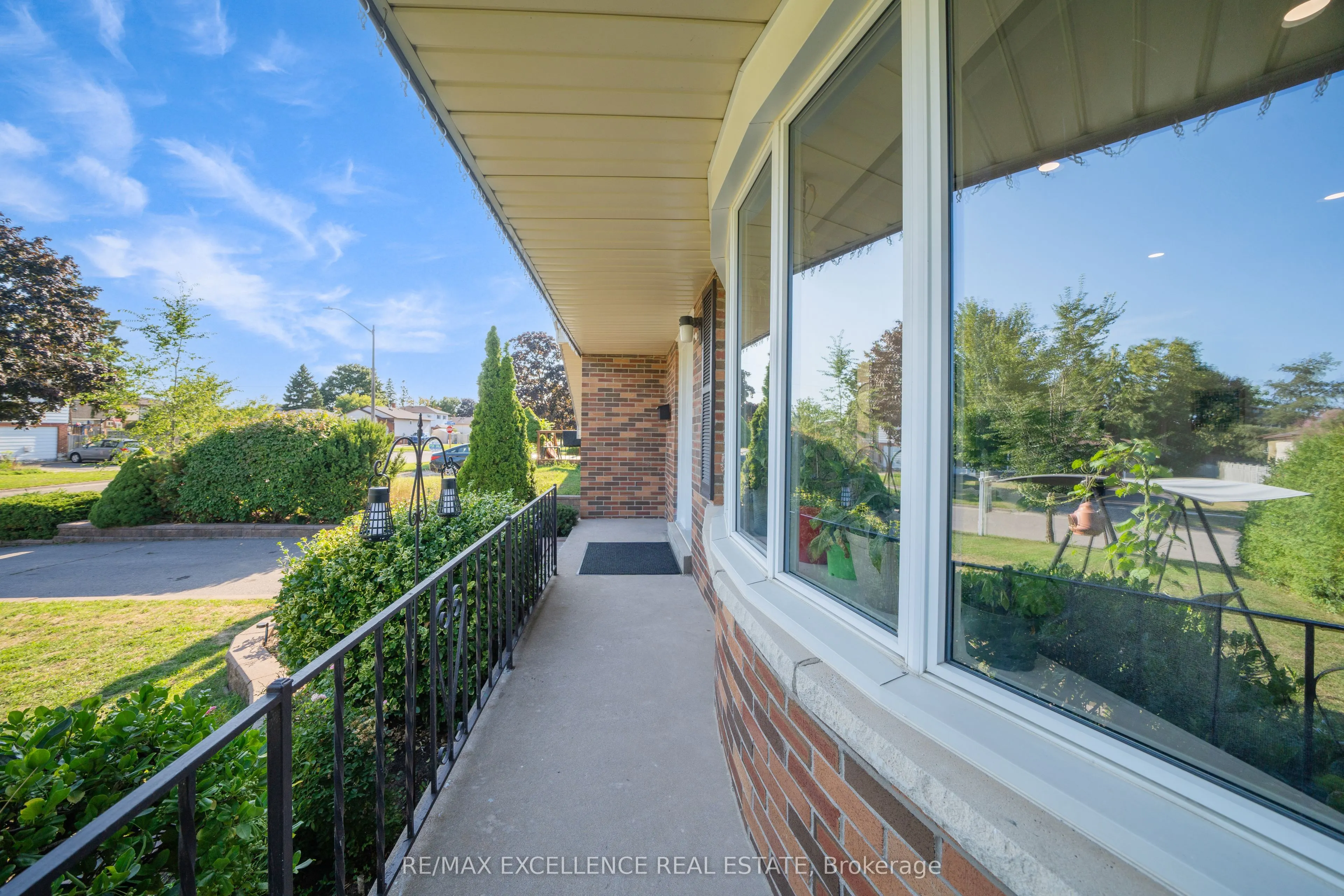110 Seneca Avenue
