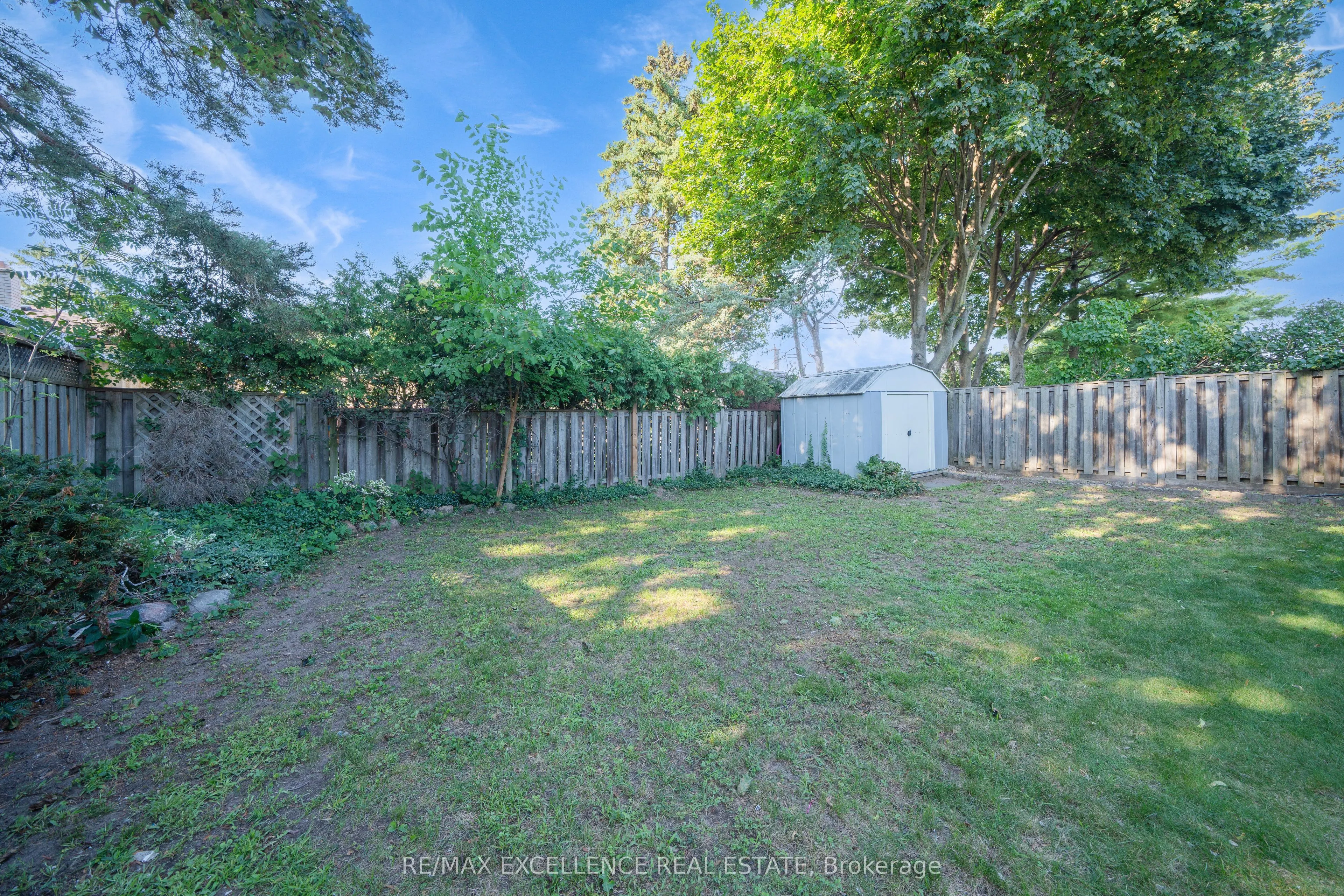110 Seneca Avenue
