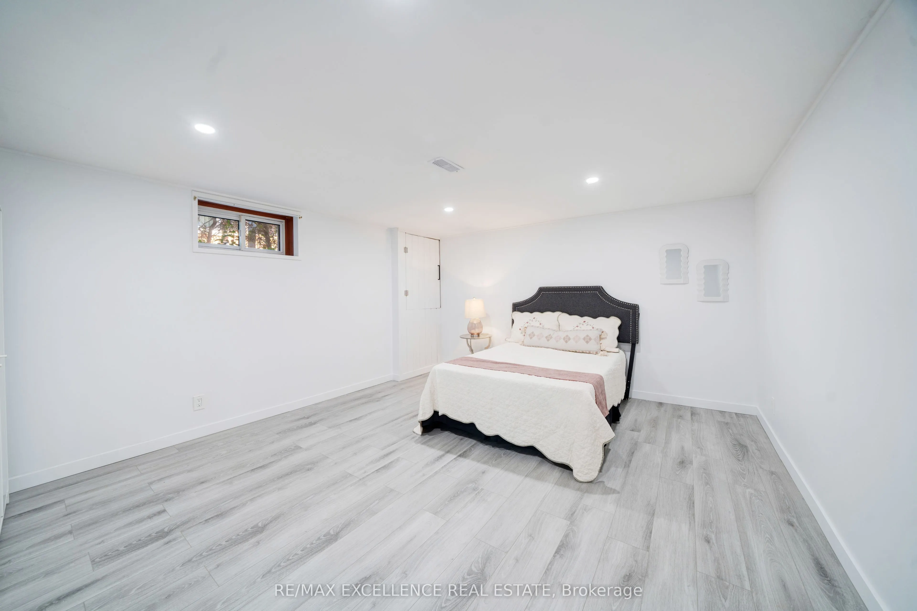 110 Seneca Avenue