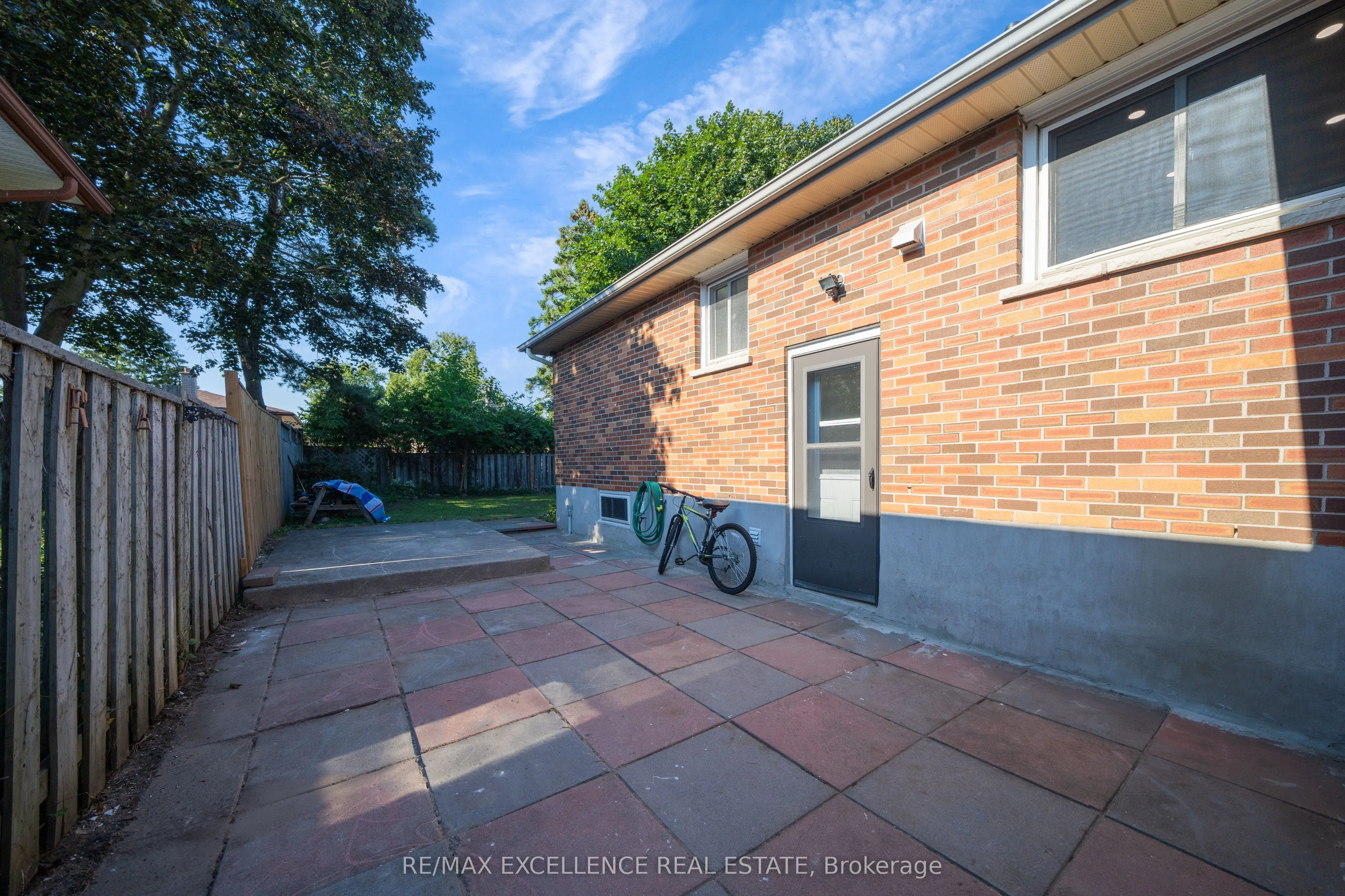 110 Seneca Avenue