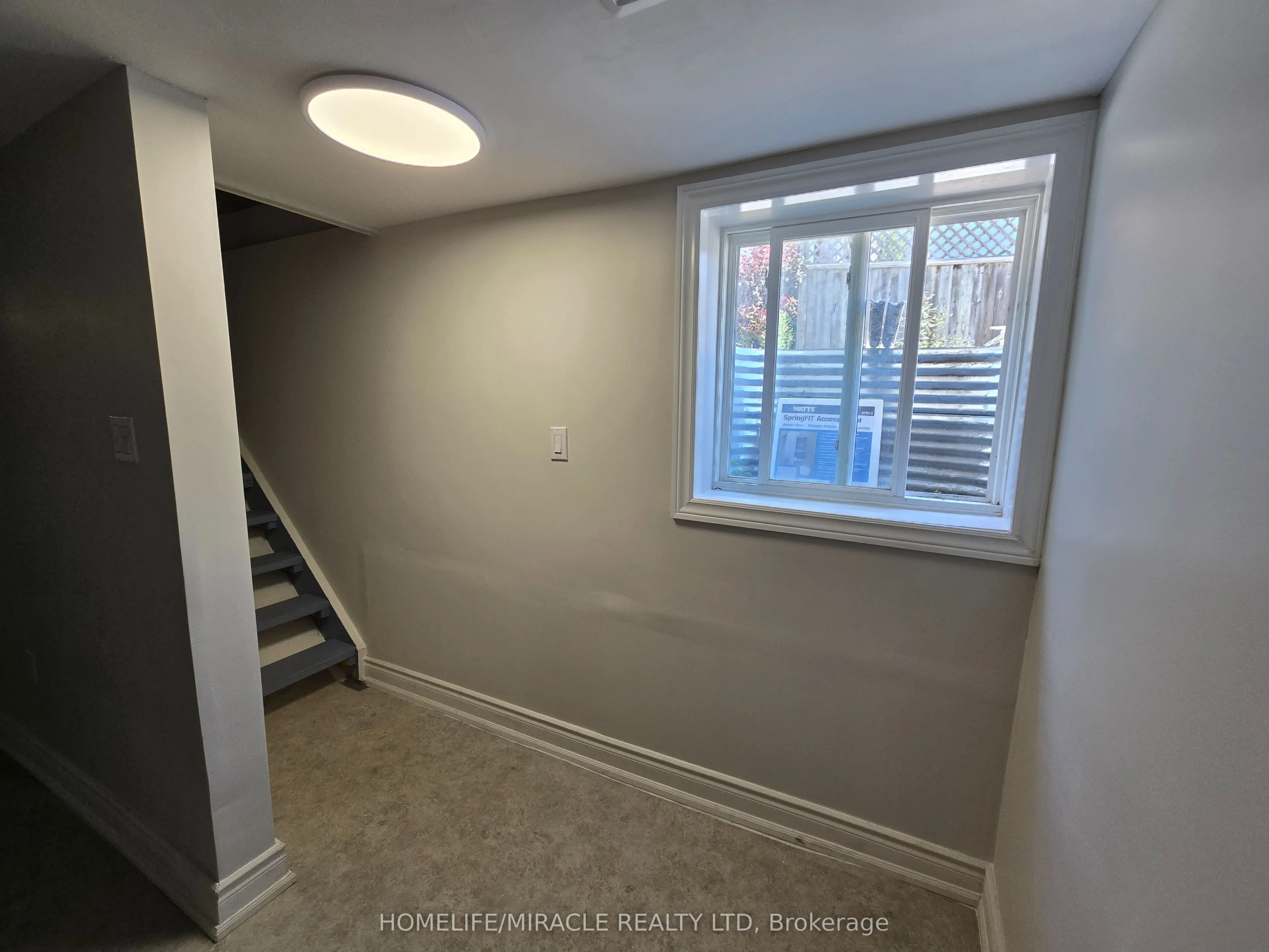 1281 King Street E, #Bsmt