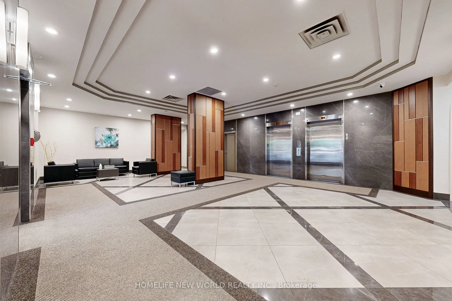 711 Rossland Road E, #706