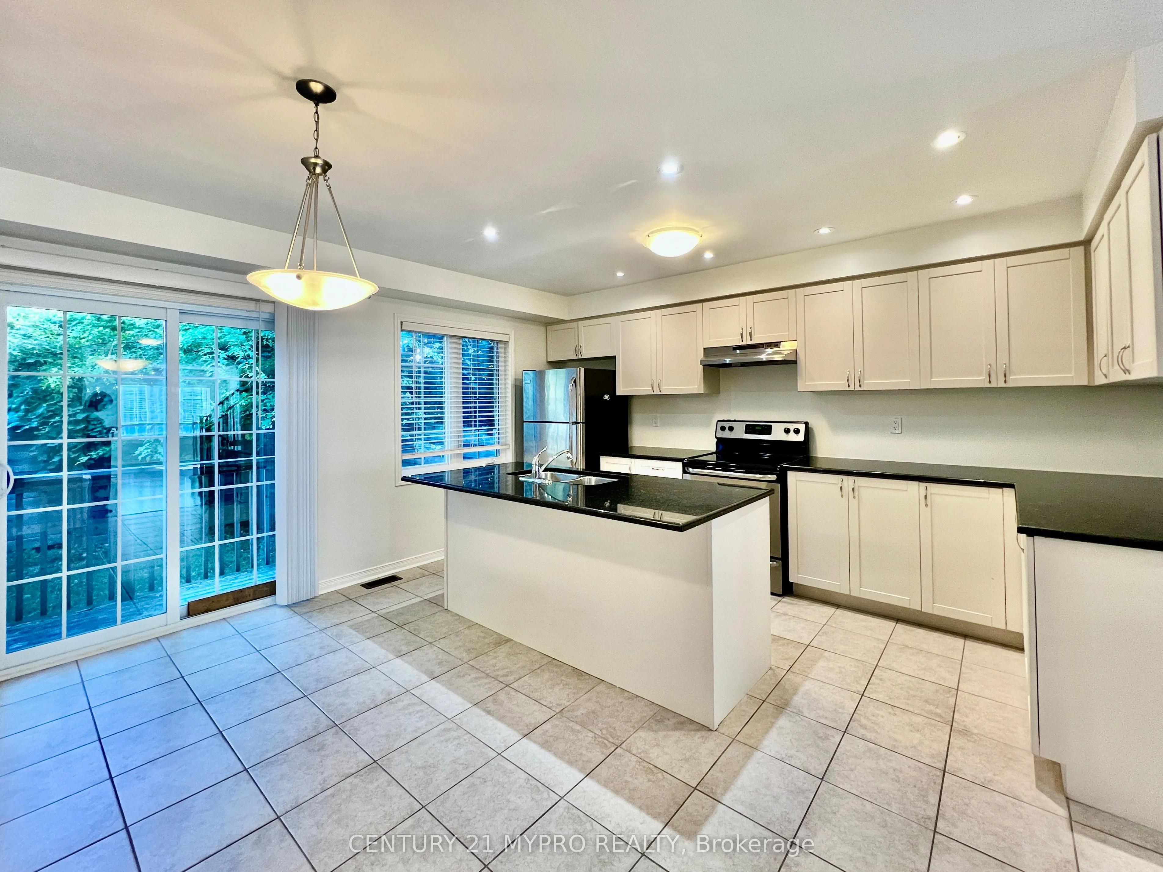 7 Magpie Way