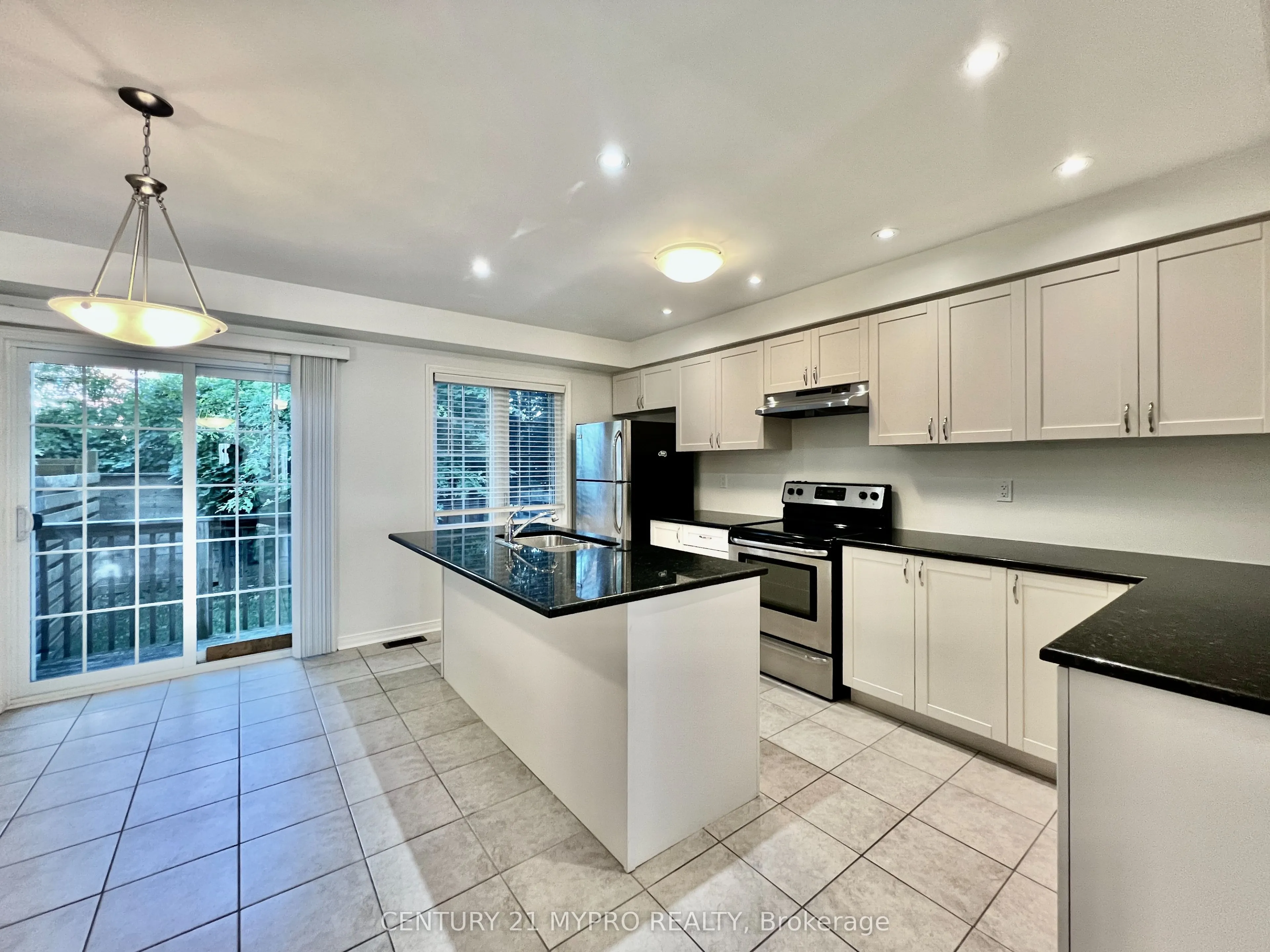 7 Magpie Way
