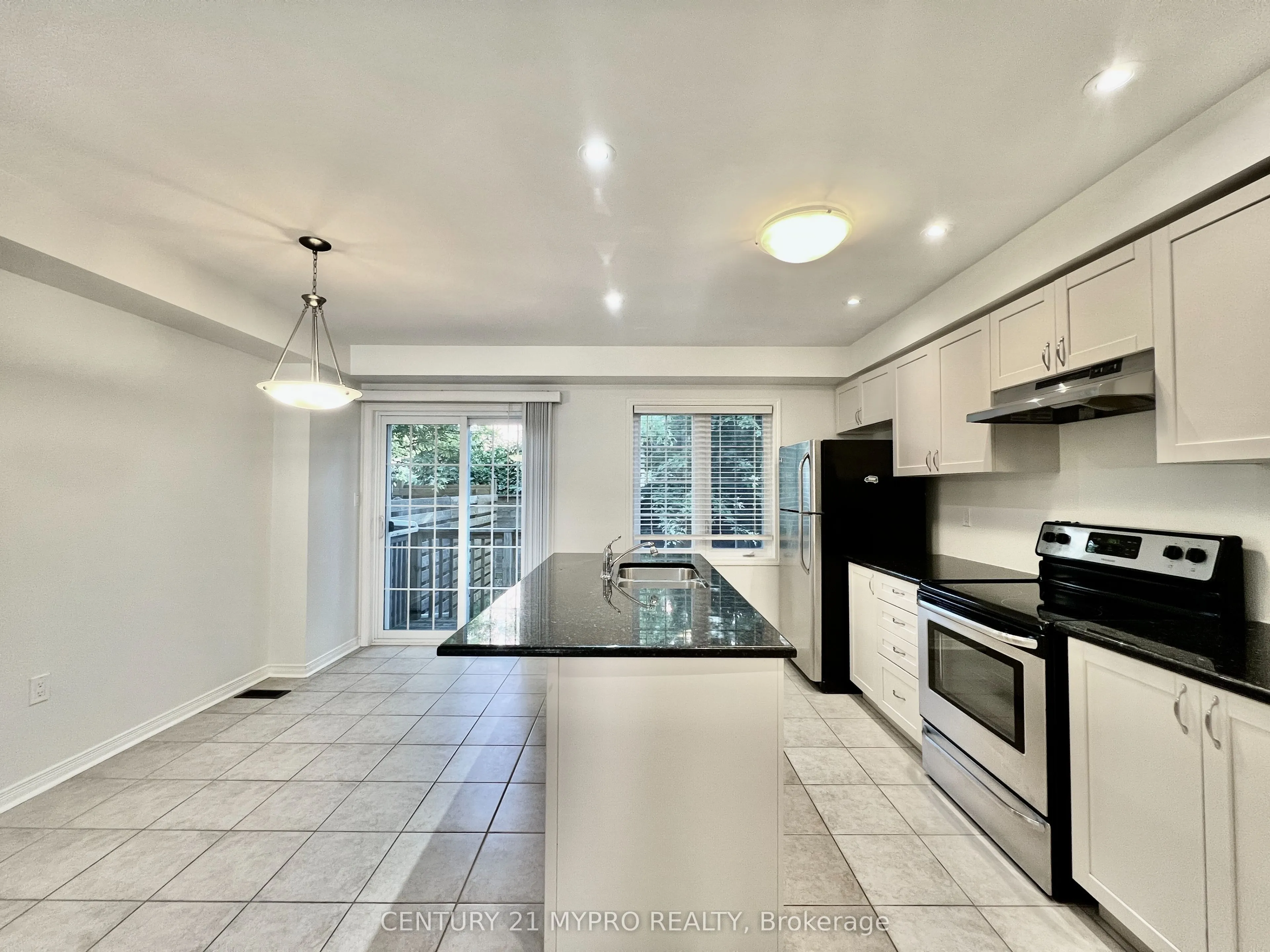 7 Magpie Way