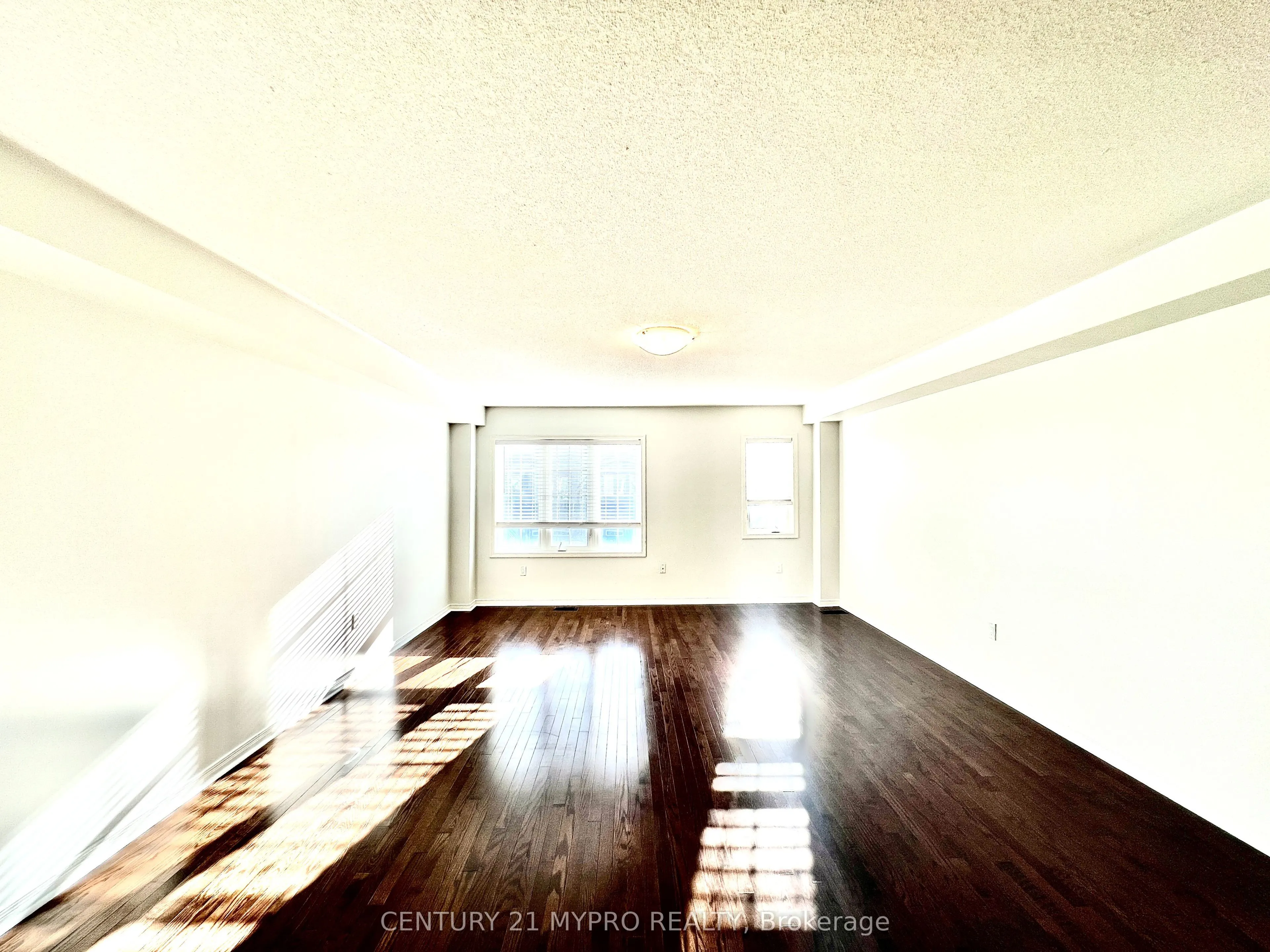 7 Magpie Way