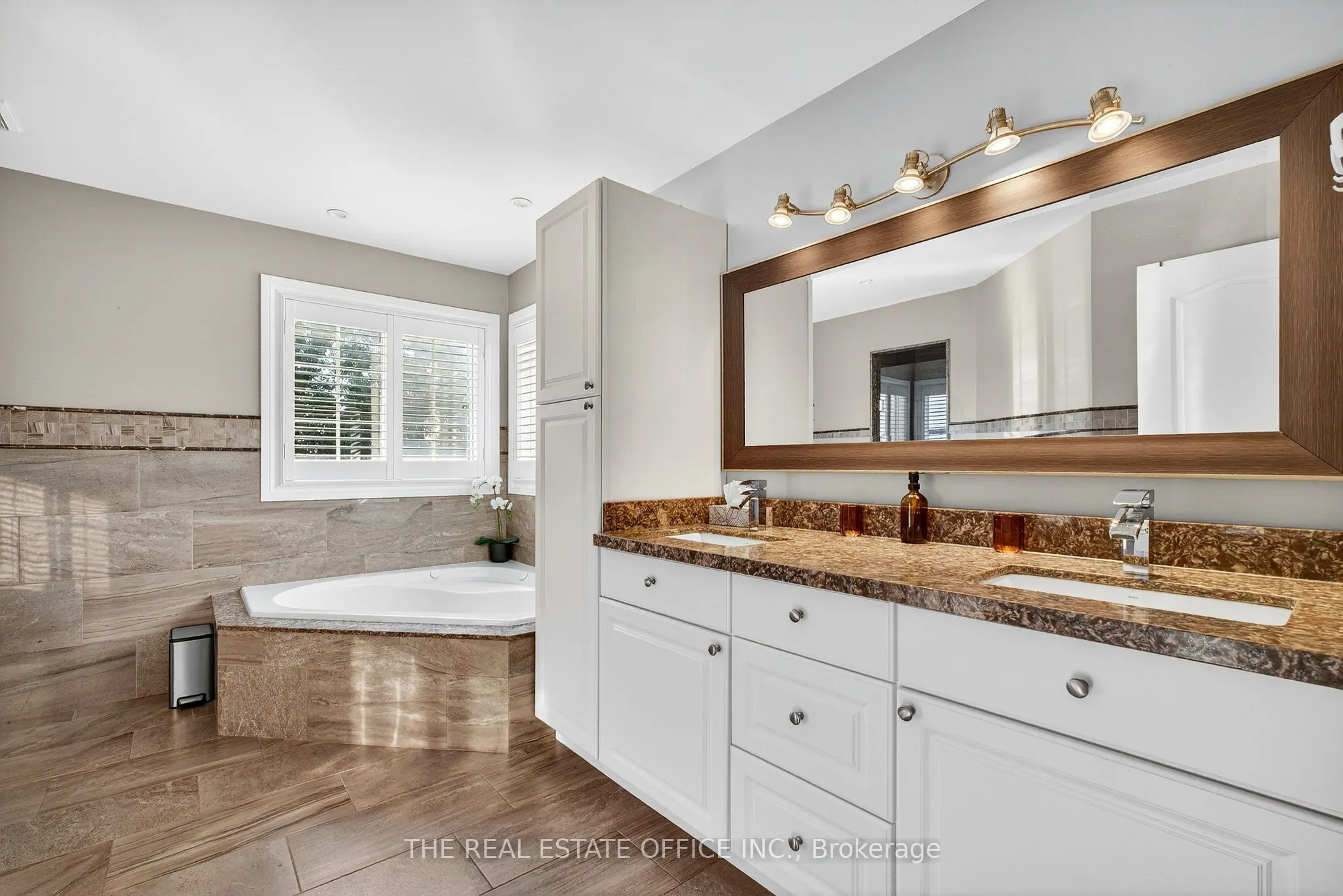 1772 Whitestone Court