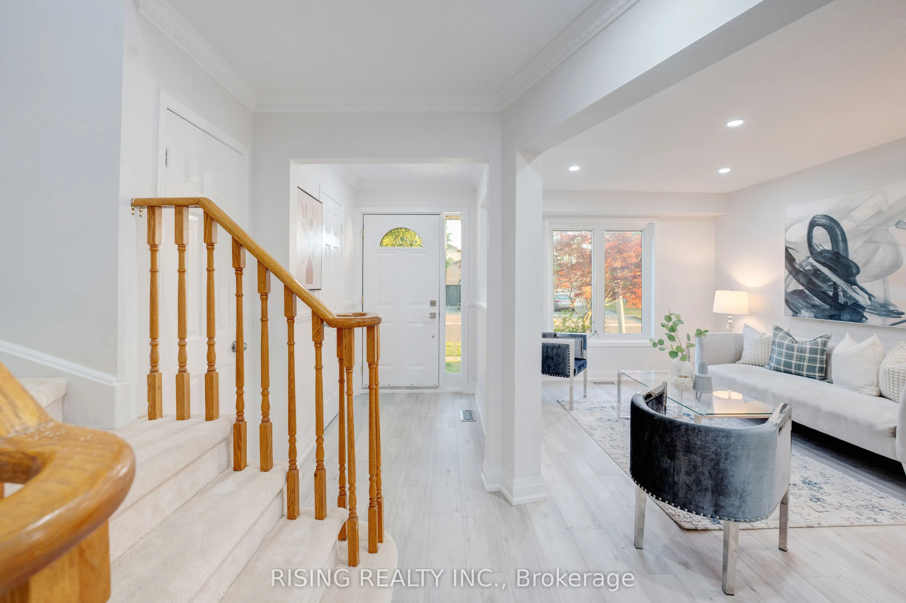 882 Renaissance Drive