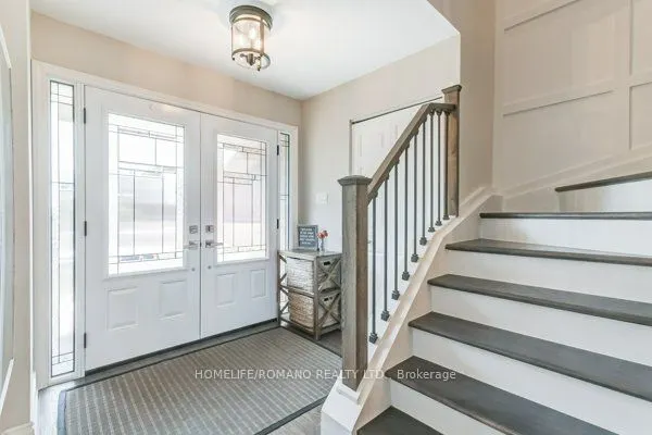 10 Glen Hill Drive