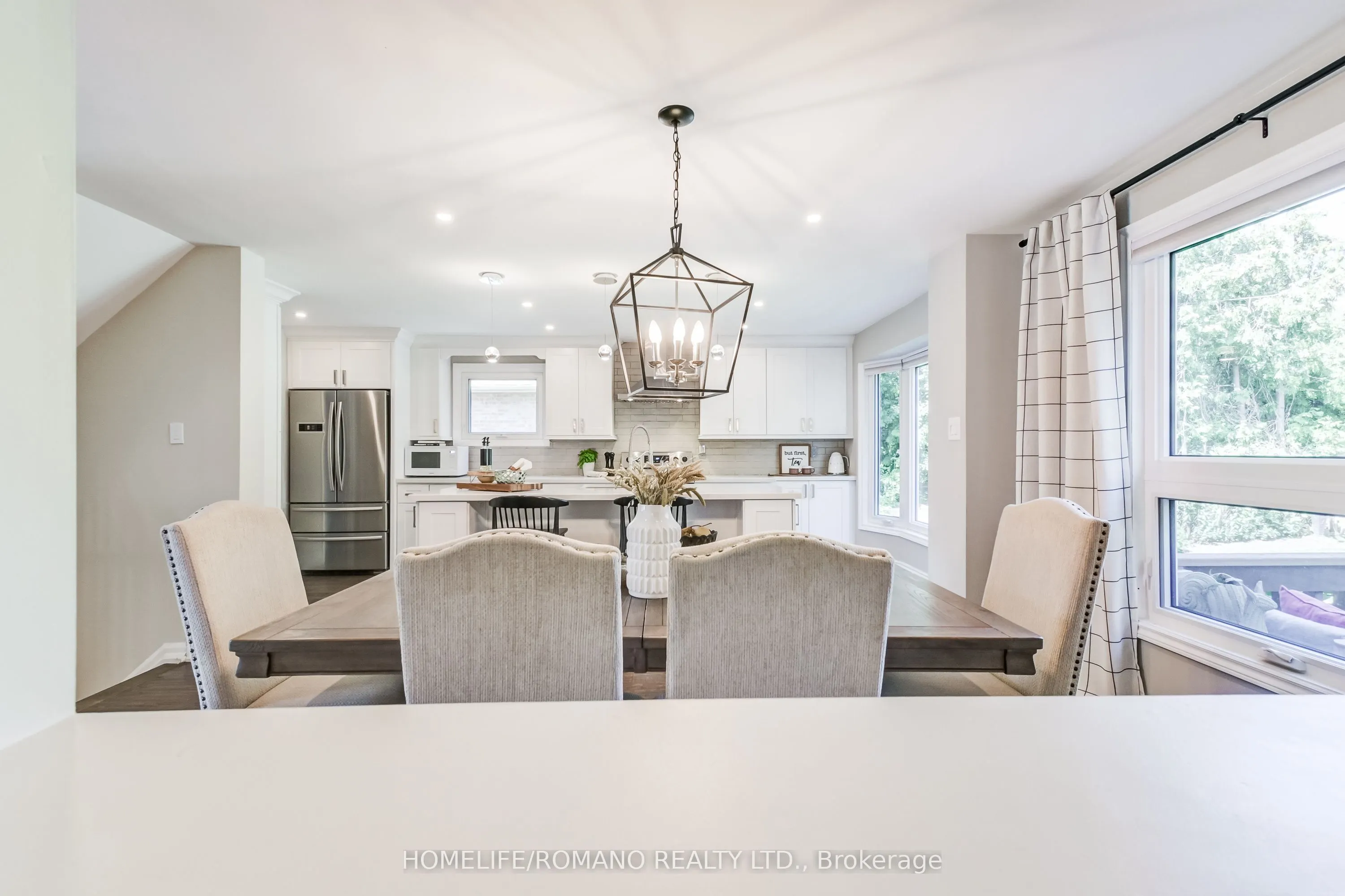 10 Glen Hill Drive