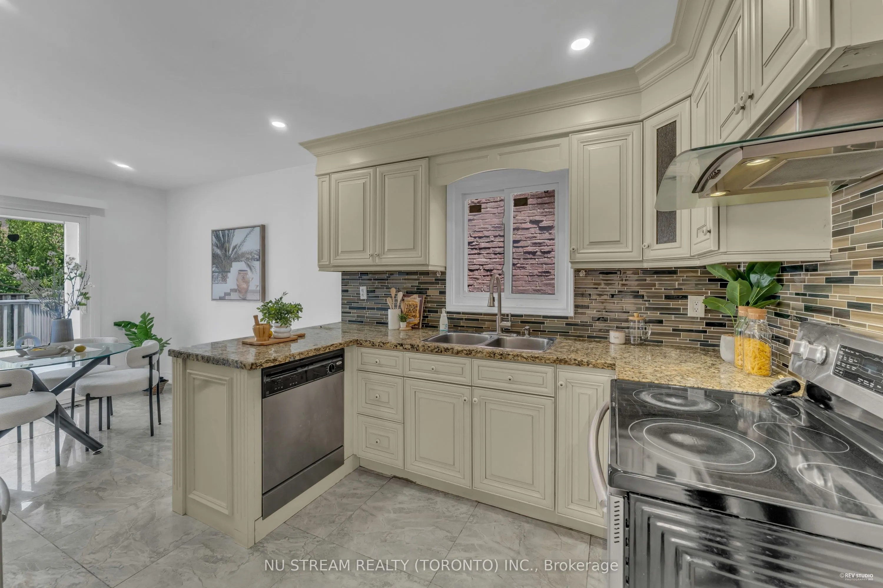 26 Silbury Drive
