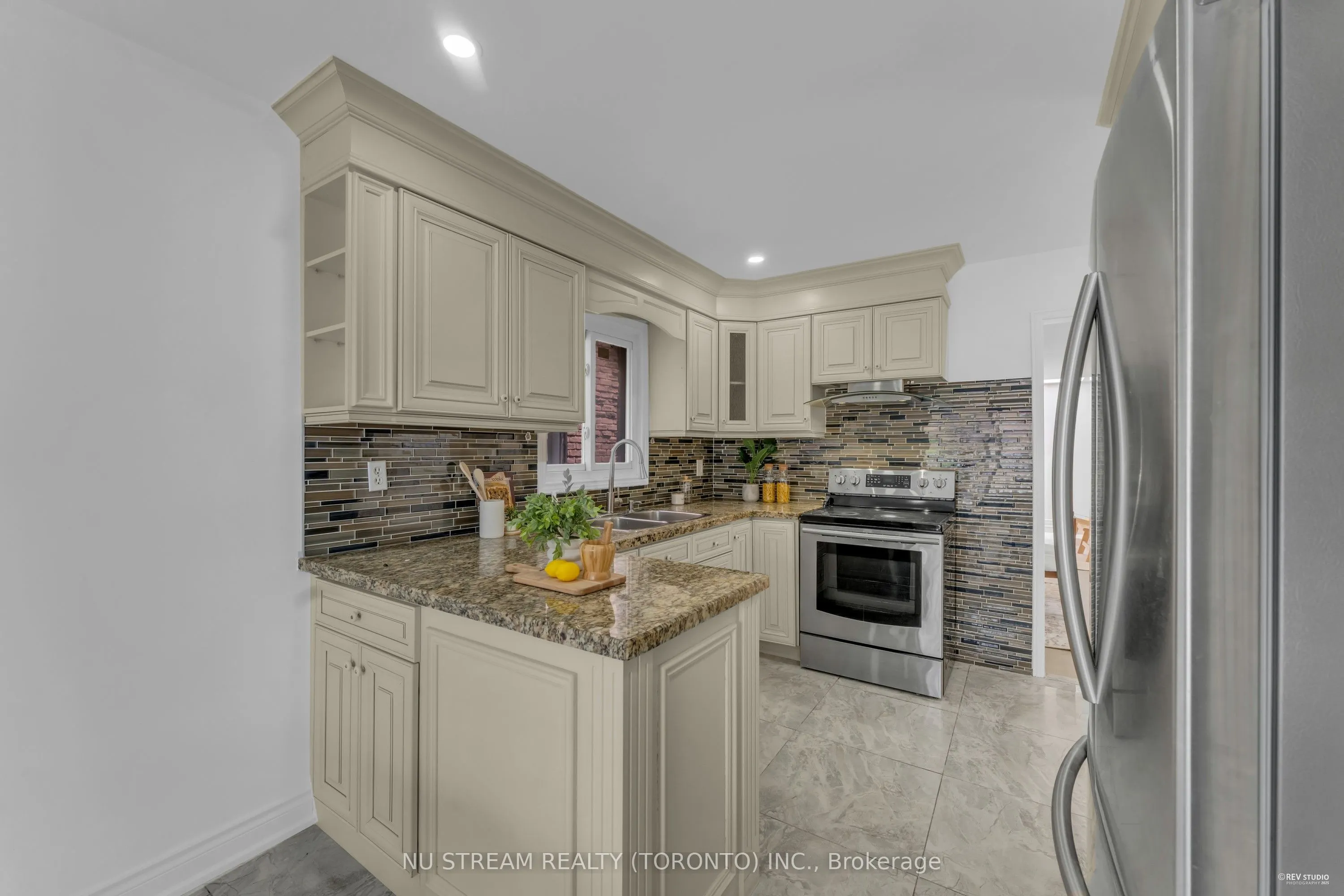 26 Silbury Drive