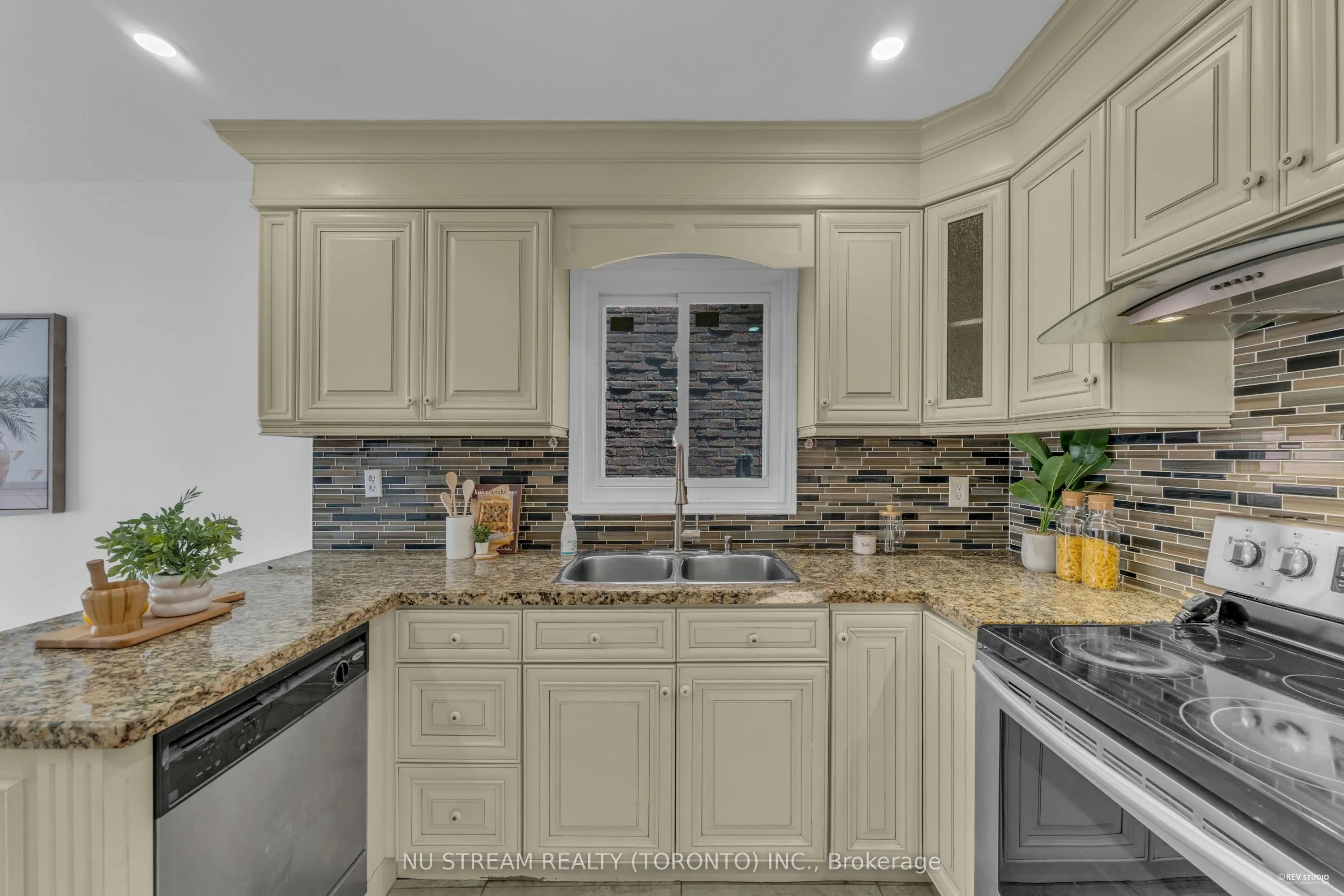 26 Silbury Drive