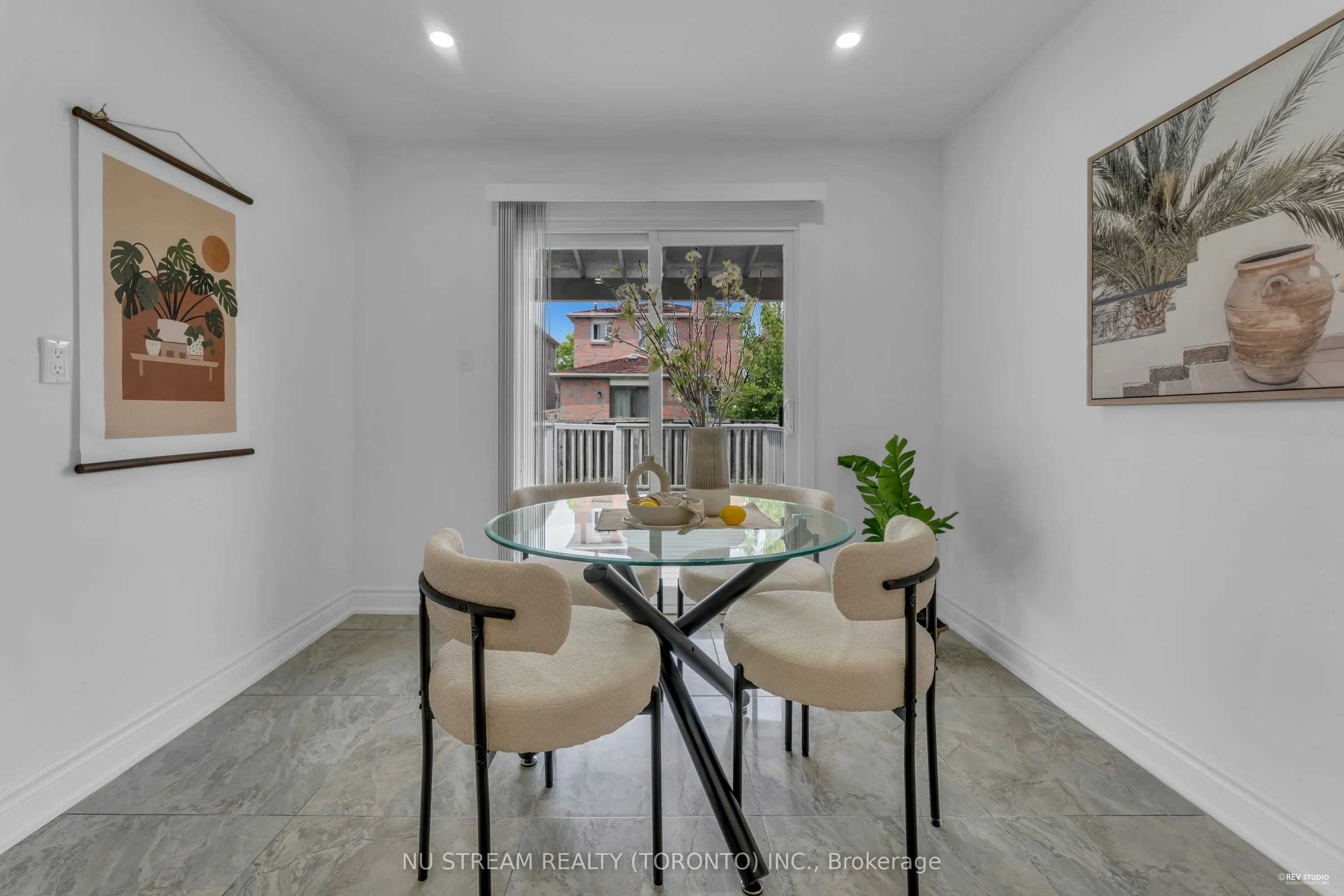 26 Silbury Drive