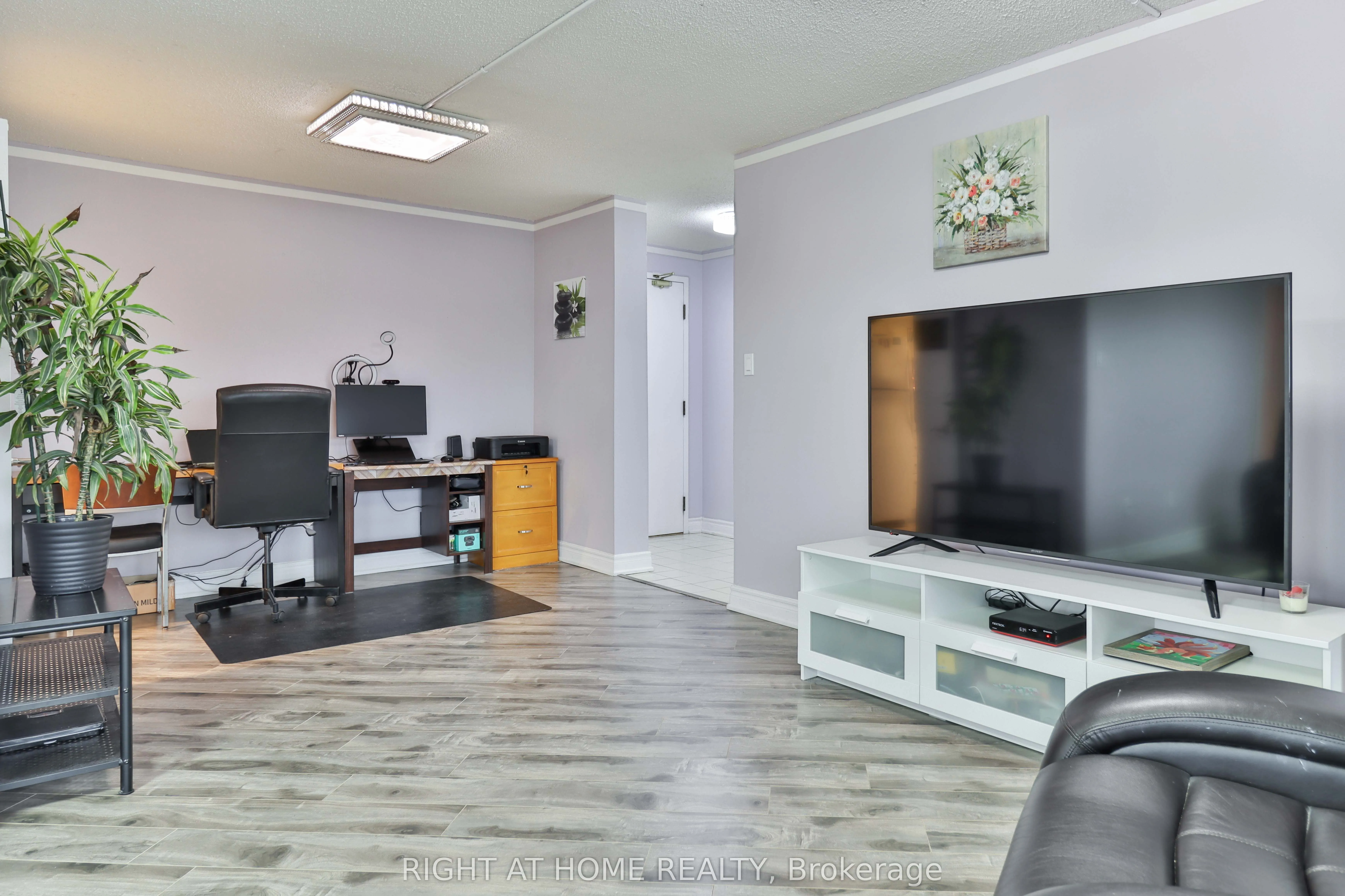 410 Mclevin Avenue, #1
