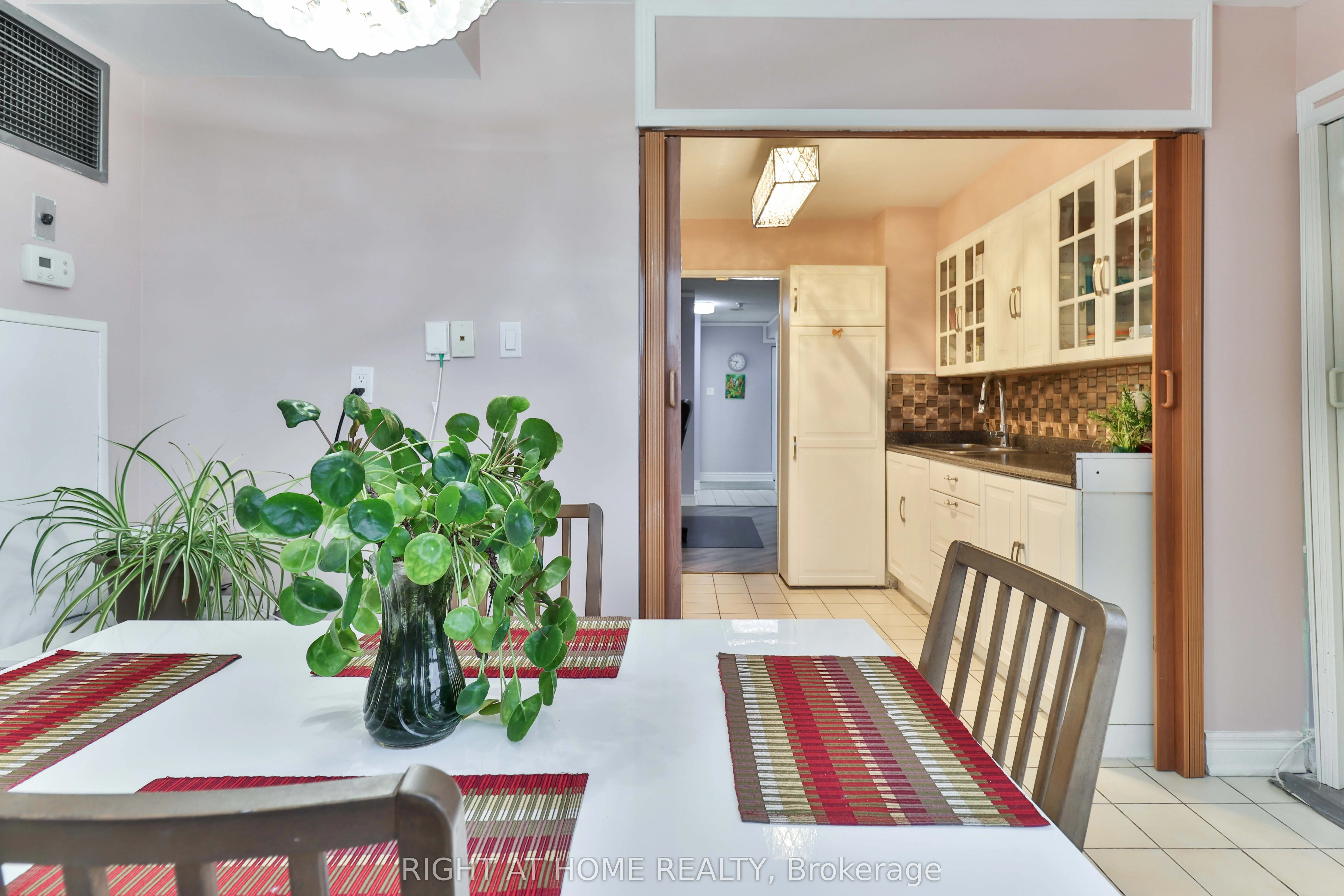 410 Mclevin Avenue, #1