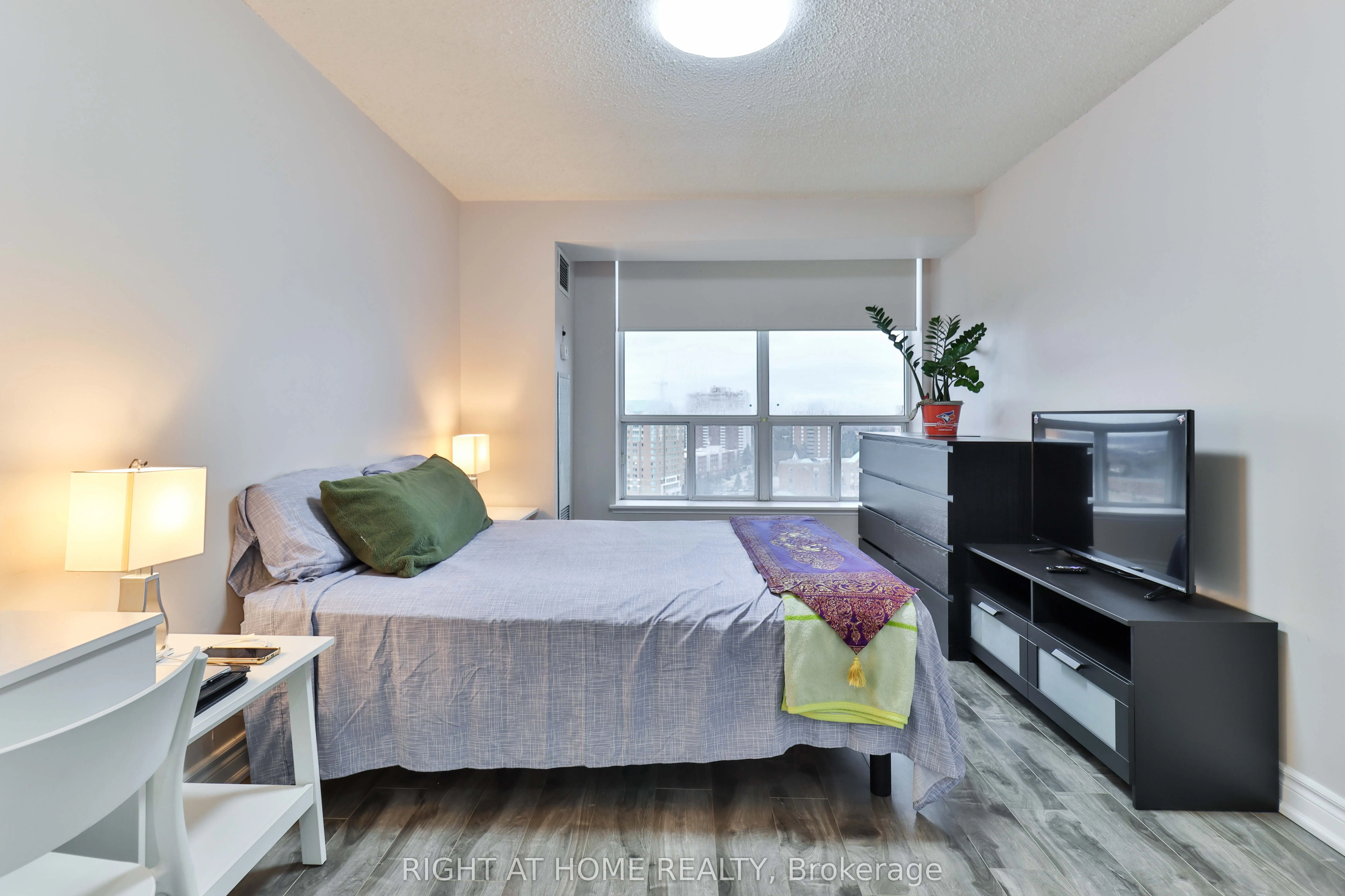 410 Mclevin Avenue, #1