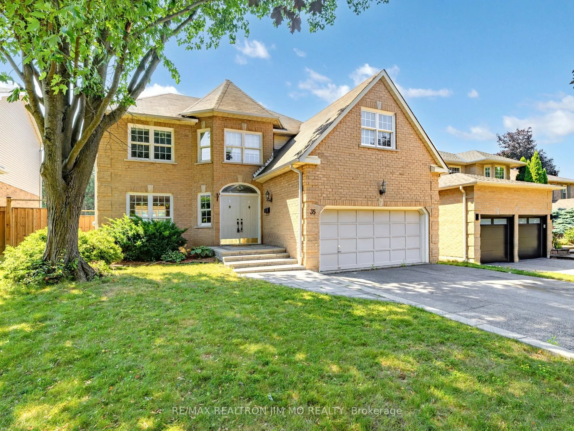 35 Flint Crescent