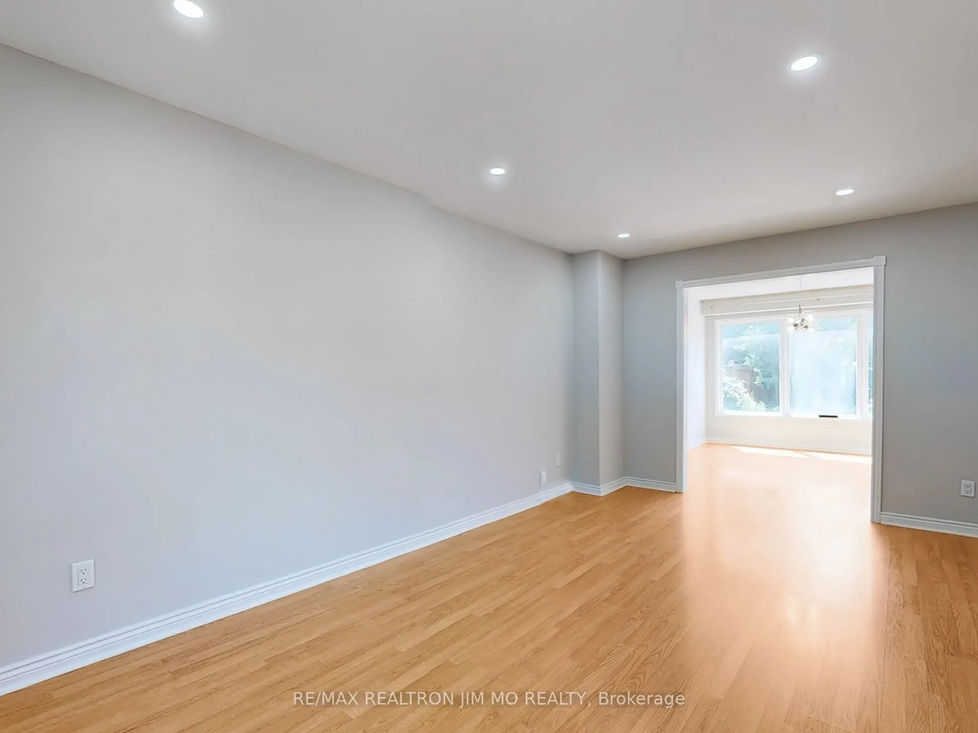 35 Flint Crescent