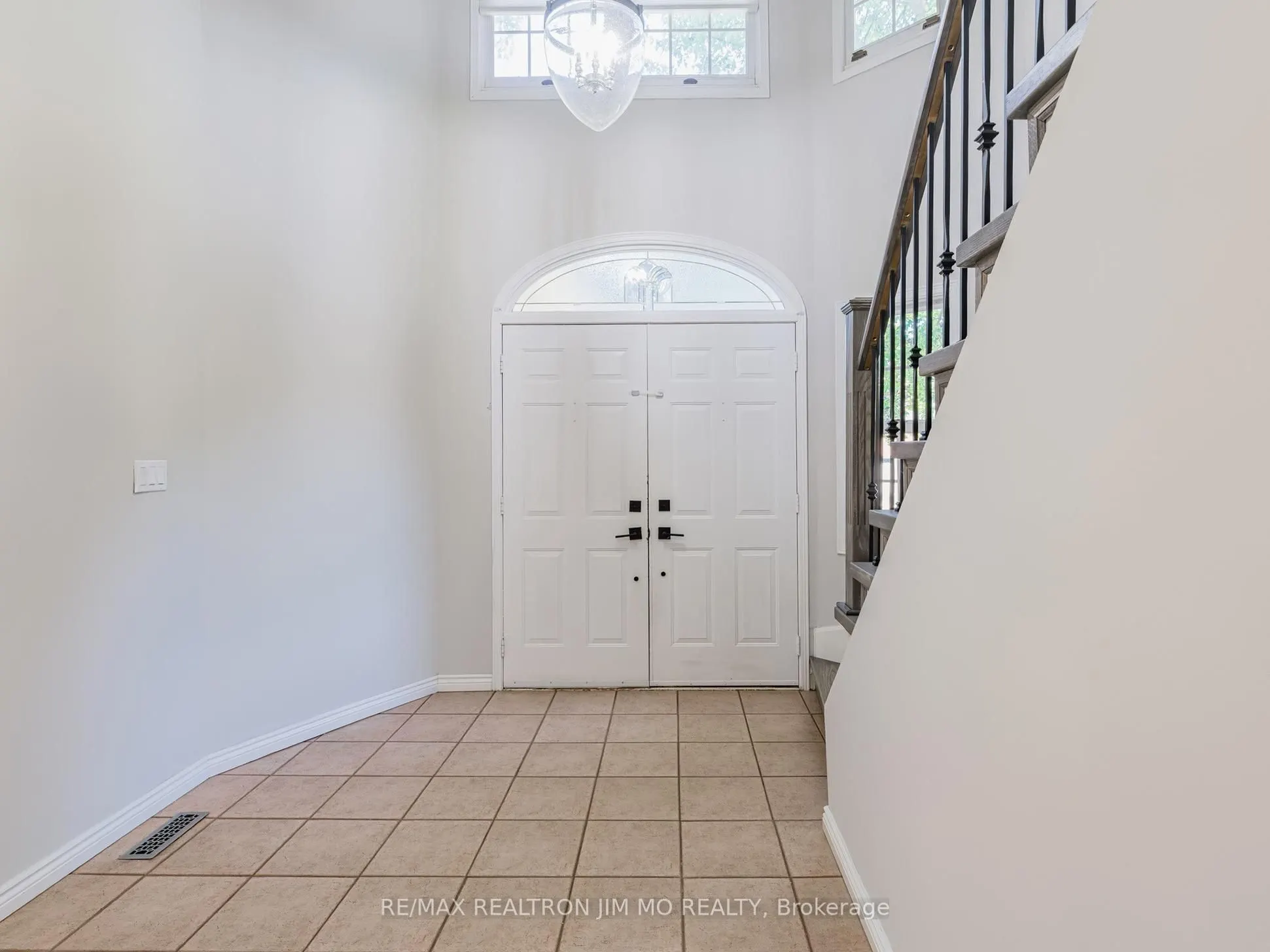 35 Flint Crescent