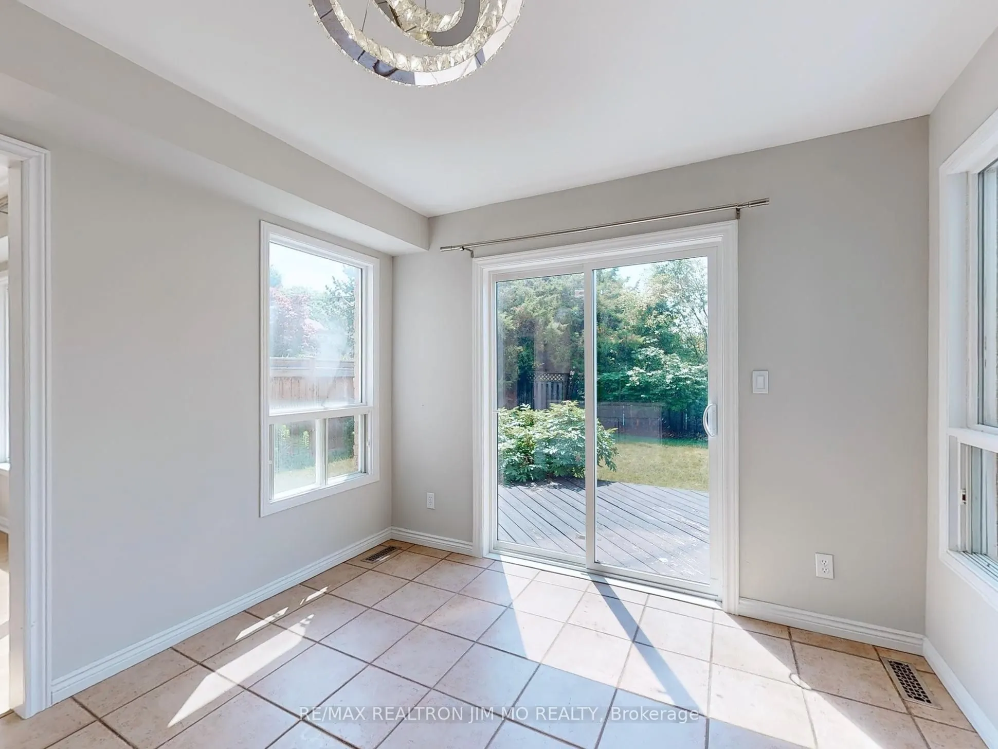 35 Flint Crescent