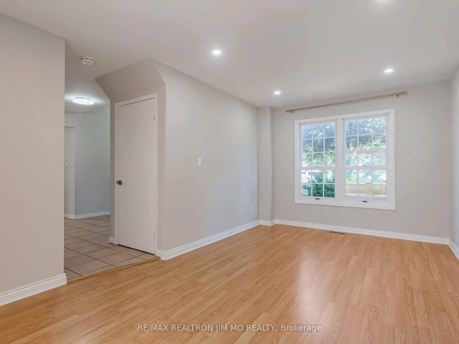 35 Flint Crescent